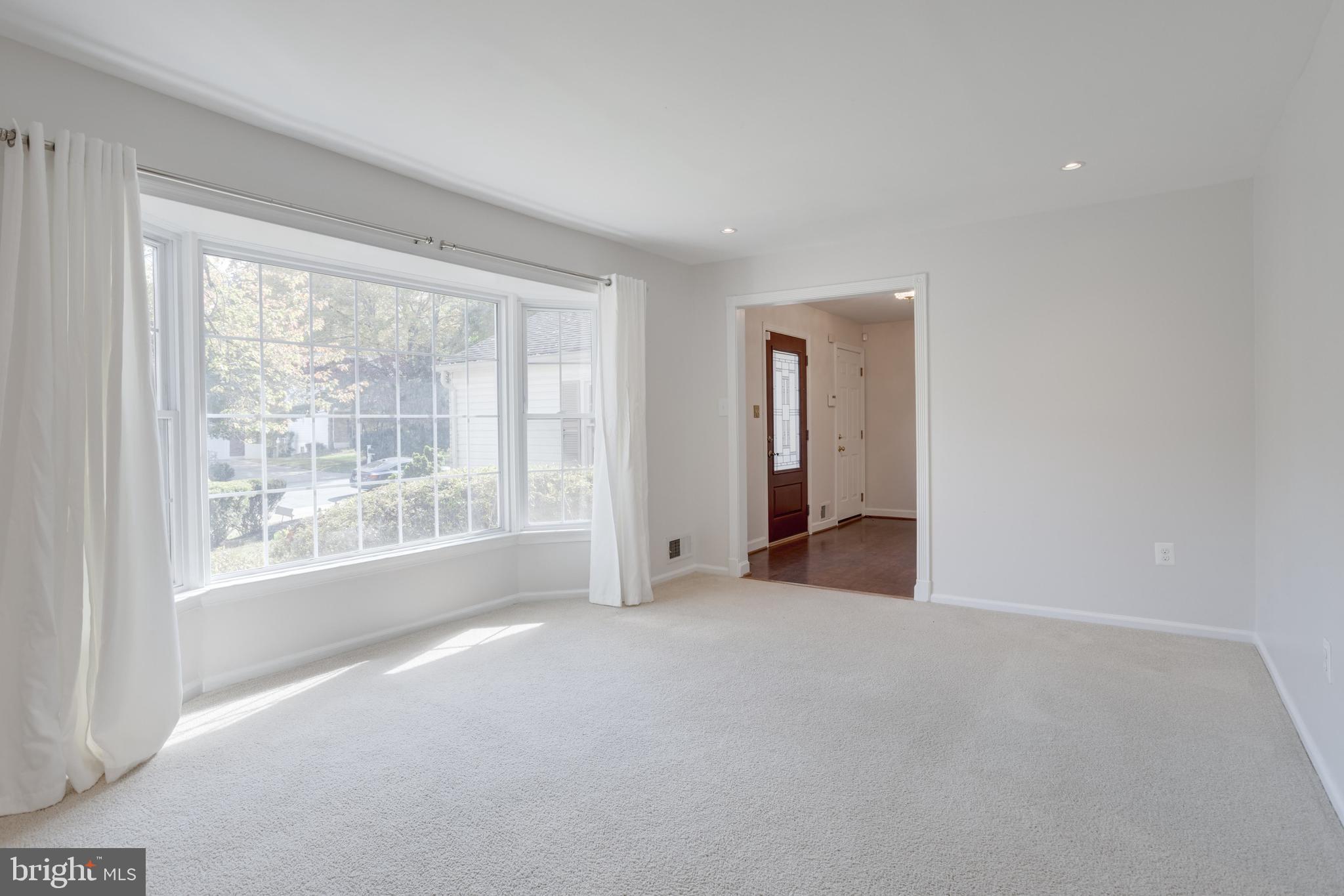 MANTUA - Residential Lease