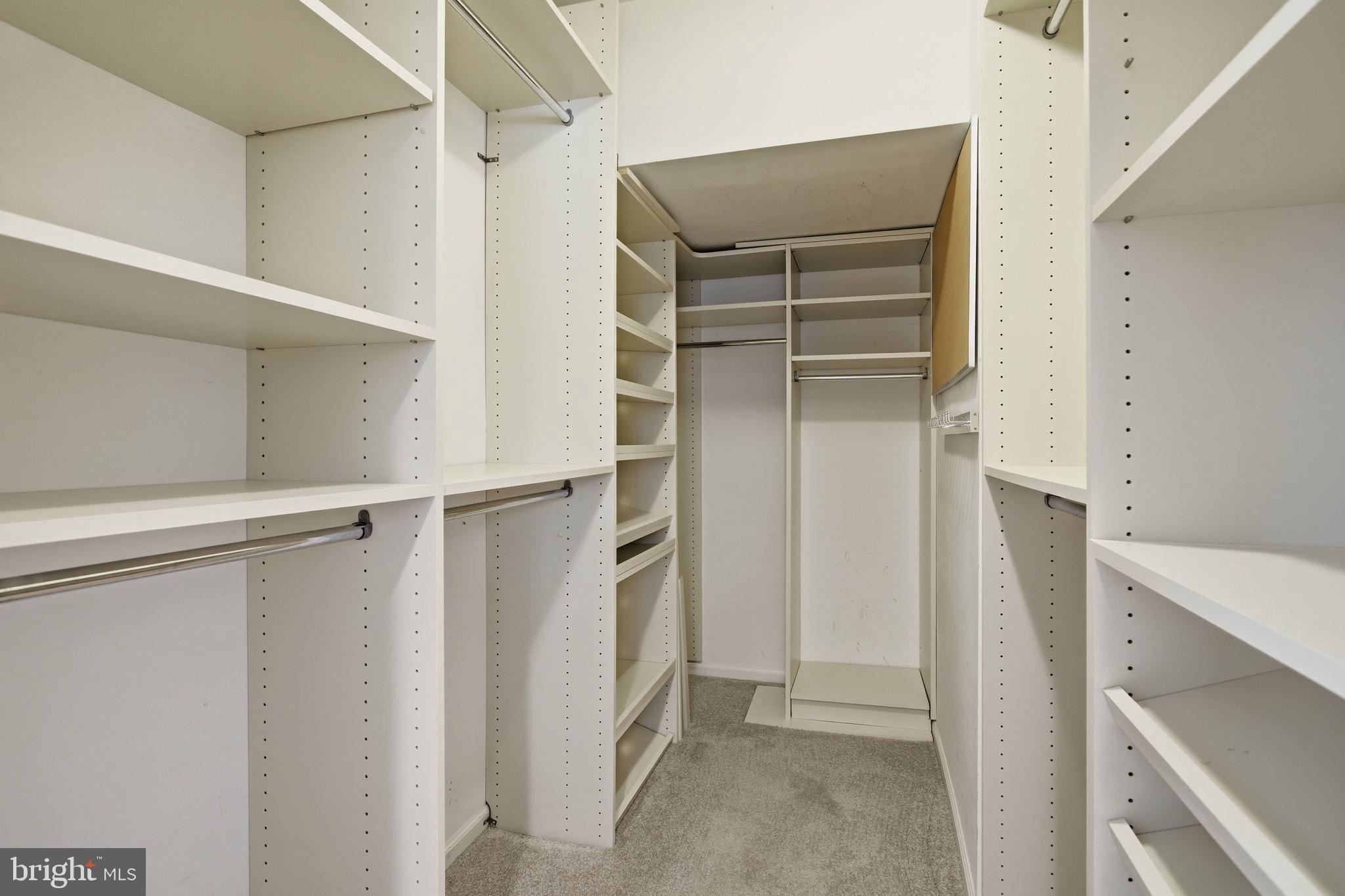 MANTUA - Residential Lease