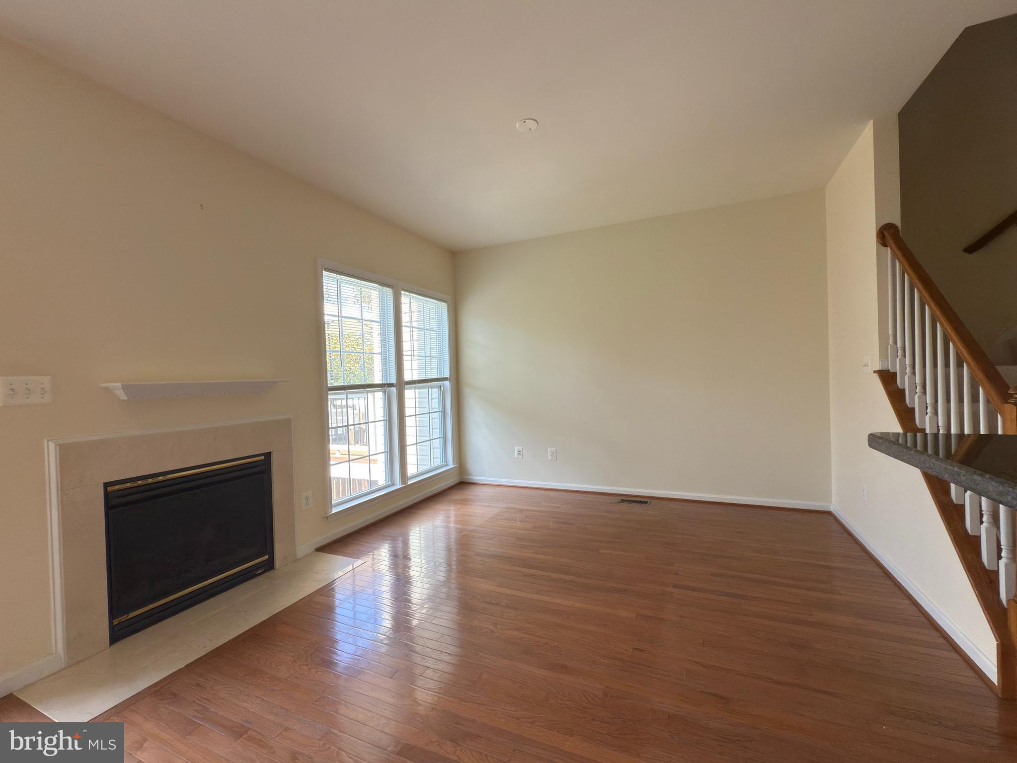 BROADLANDS SOUTH - Residential Lease