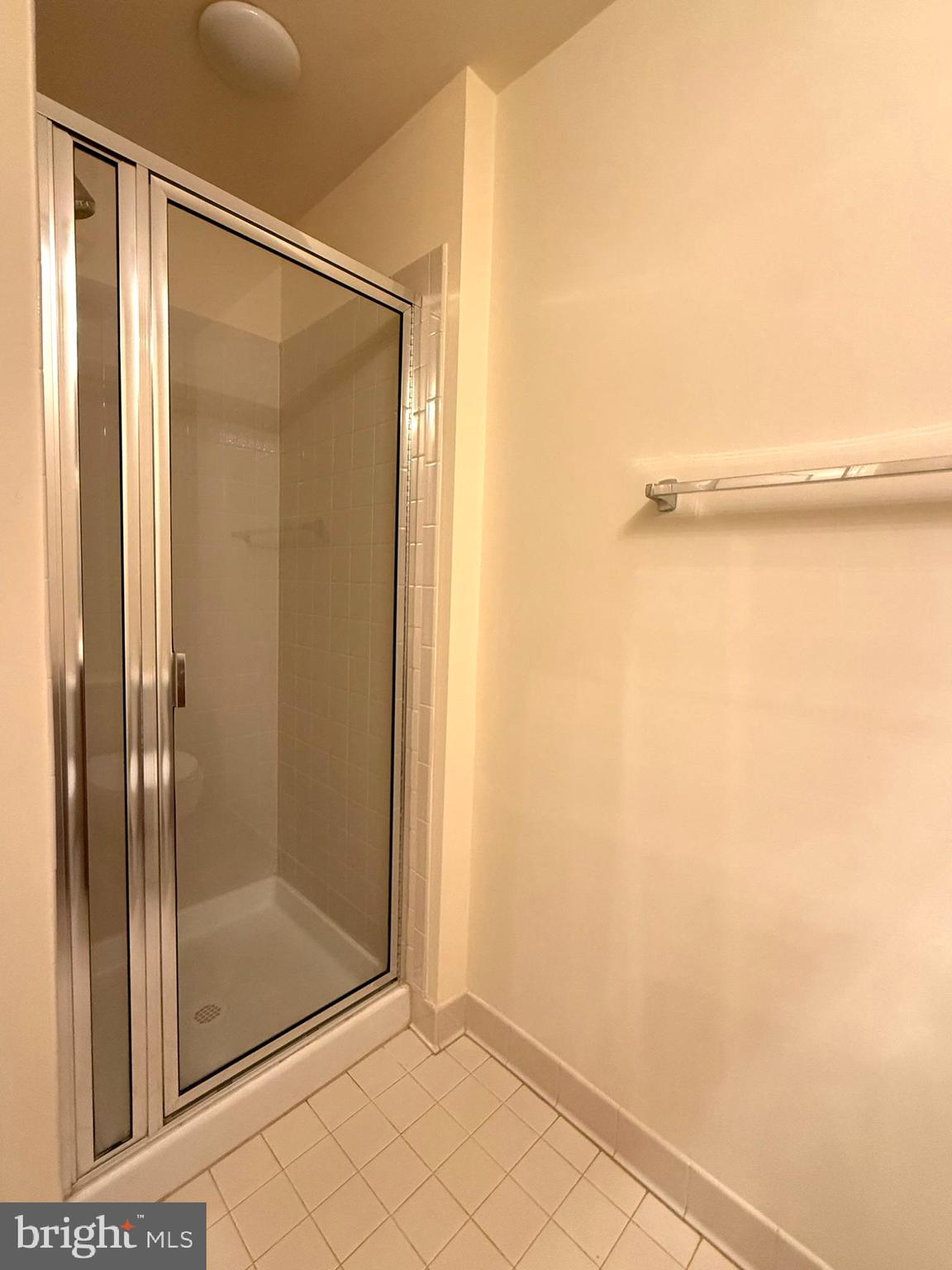 BROADLANDS SOUTH - Residential Lease