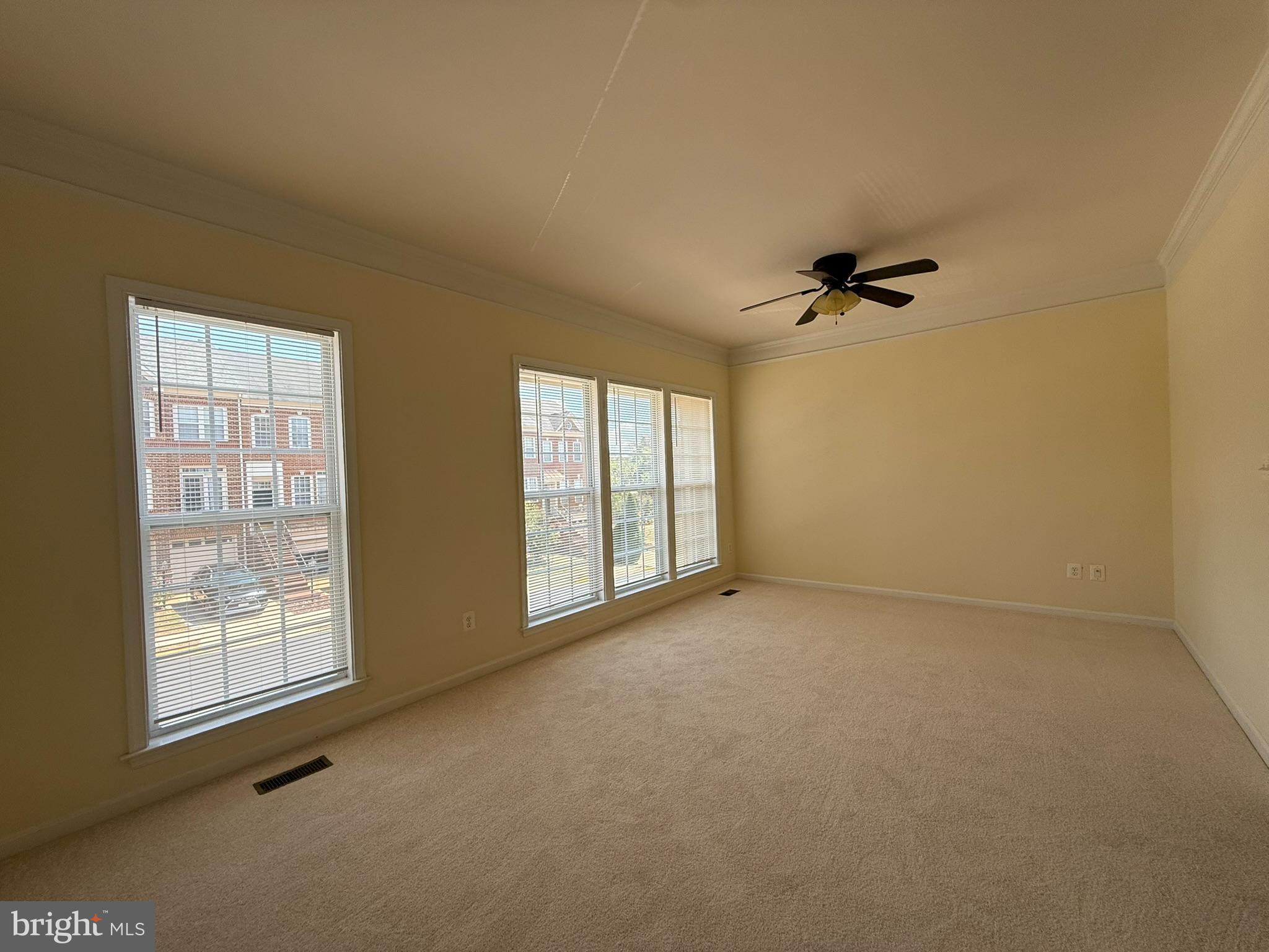 BROADLANDS SOUTH - Residential Lease