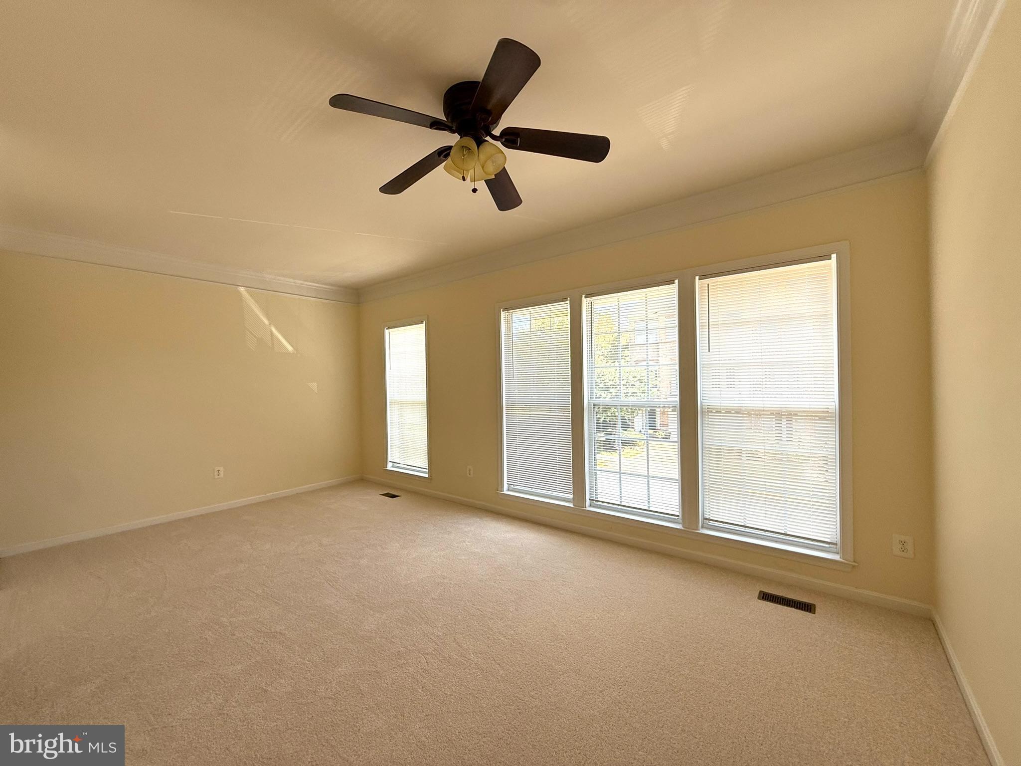 BROADLANDS SOUTH - Residential Lease