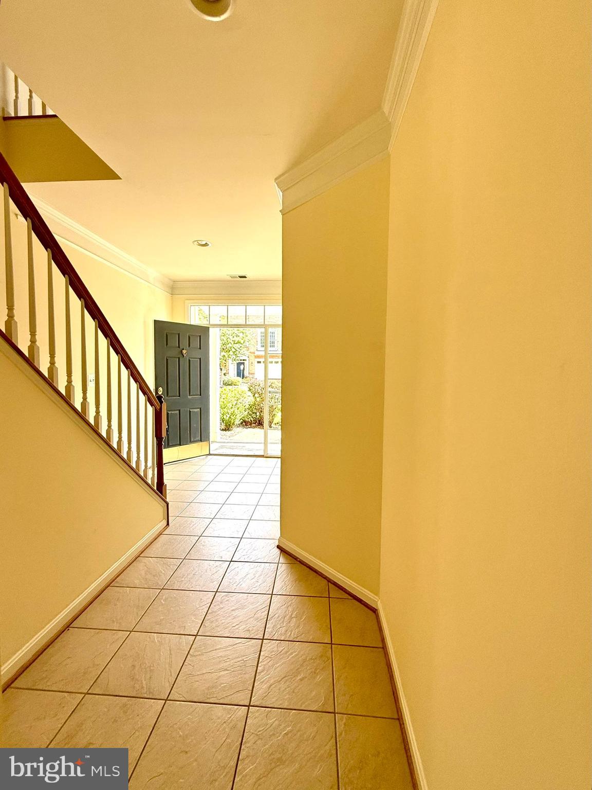 BROADLANDS SOUTH - Residential Lease