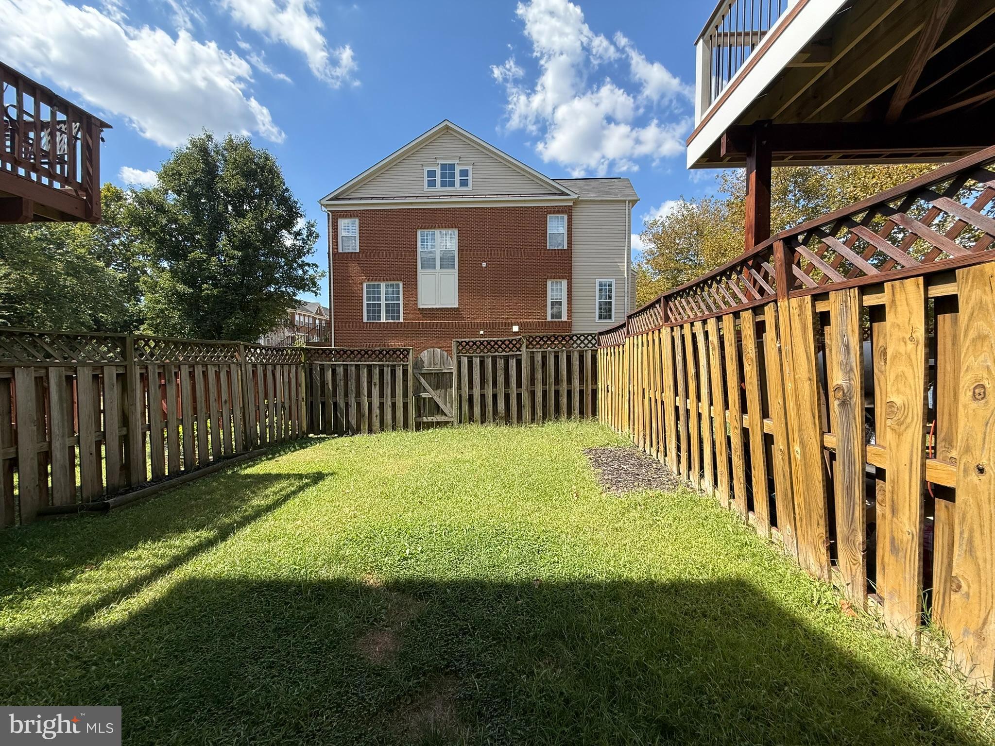 BROADLANDS SOUTH - Residential Lease