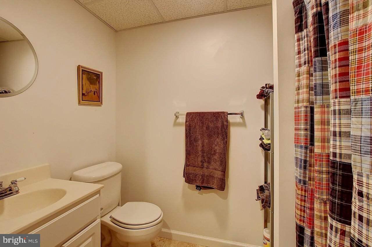 CHESTNUT RIDGE - Residential