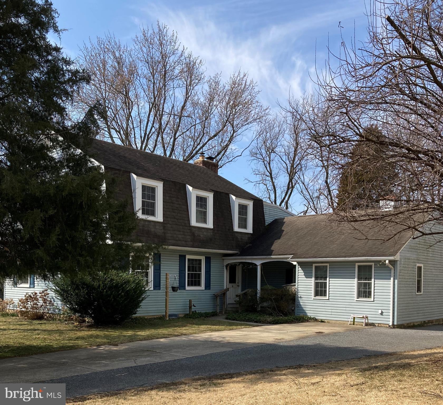VILLAGE GREEN - Residential