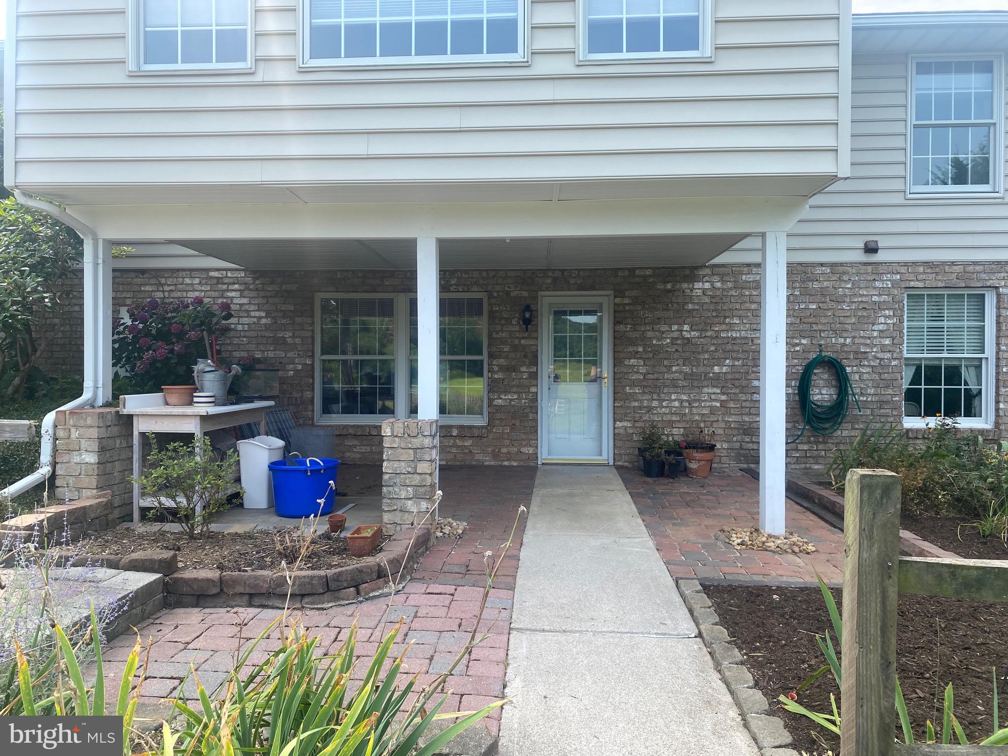 KALTEN ACRES - Residential