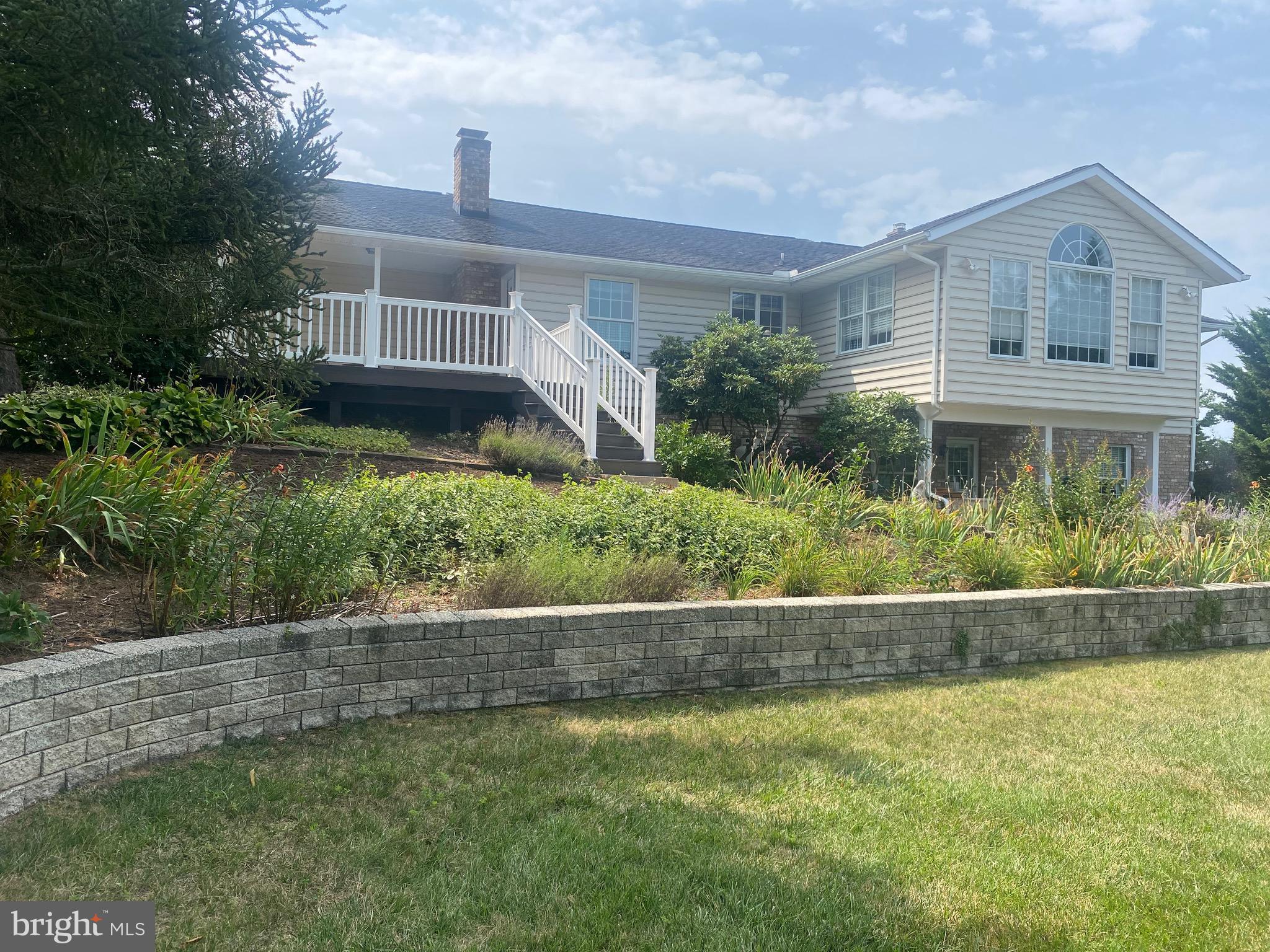 KALTEN ACRES - Residential