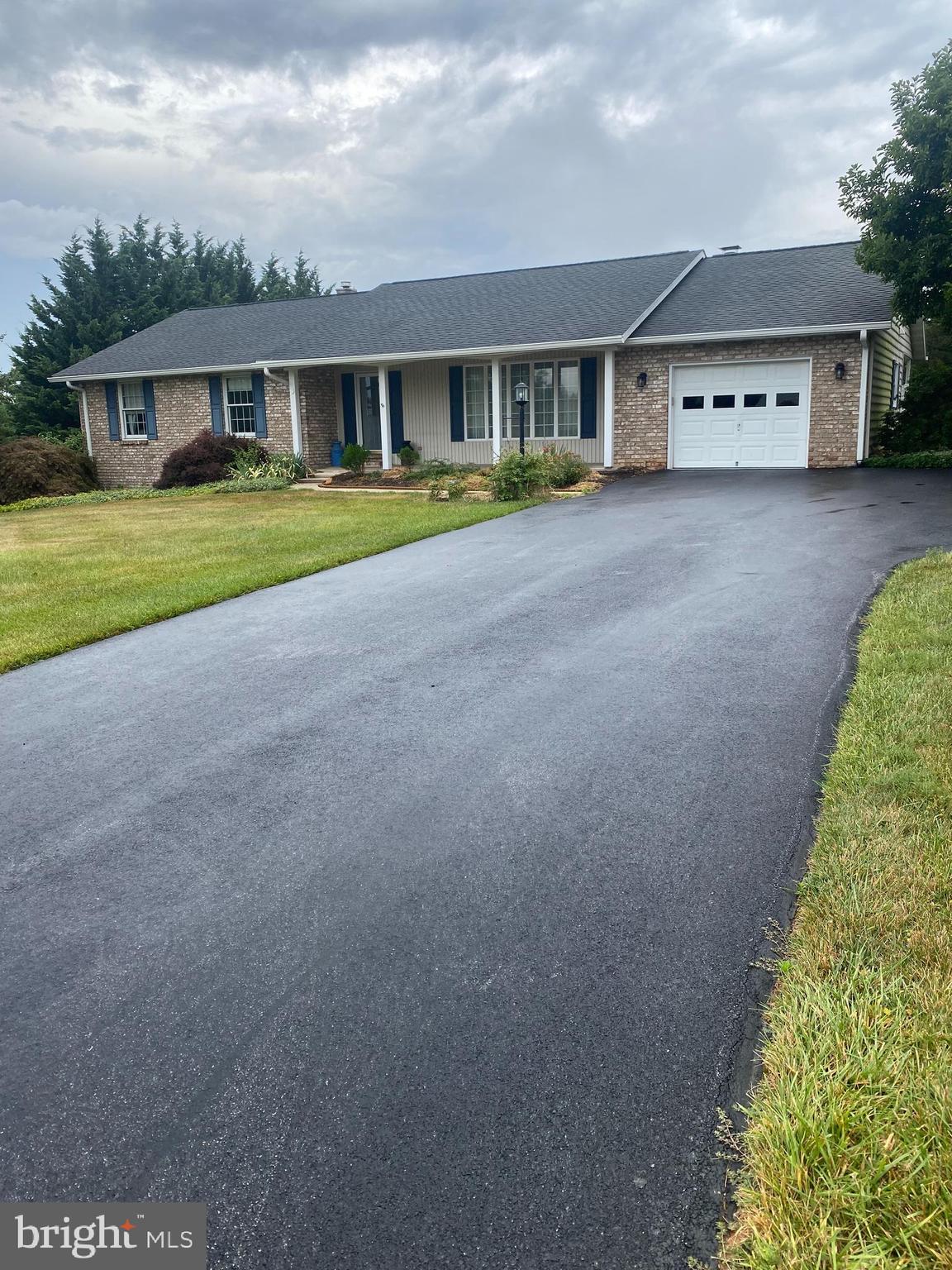 KALTEN ACRES - Residential