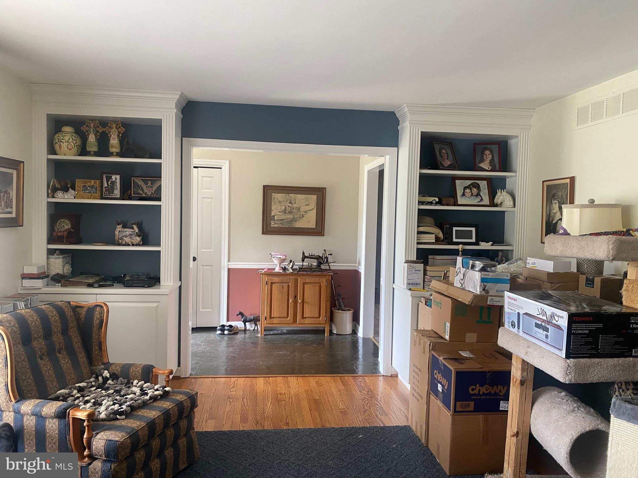 KALTEN ACRES - Residential