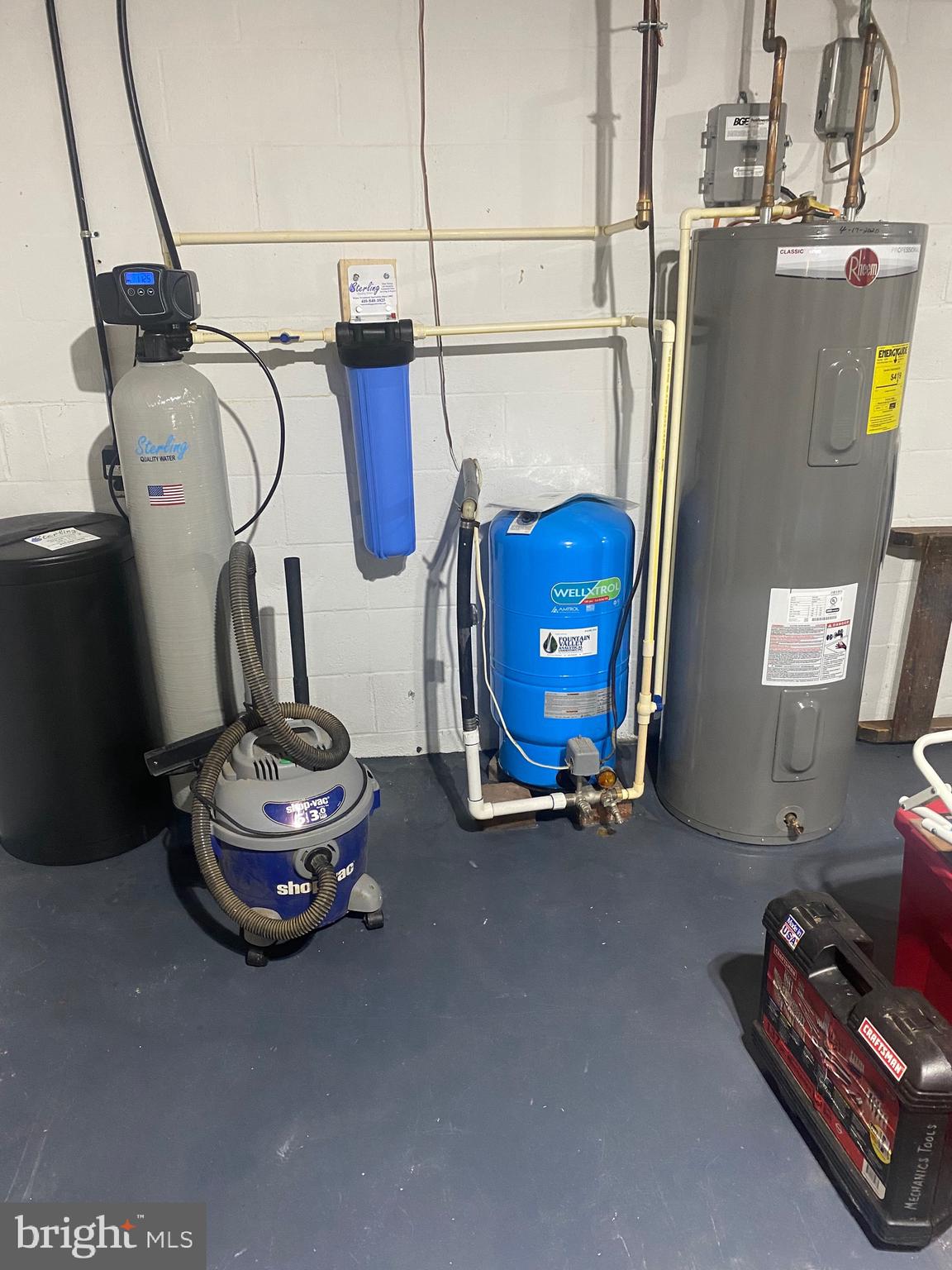 KALTEN ACRES - Residential