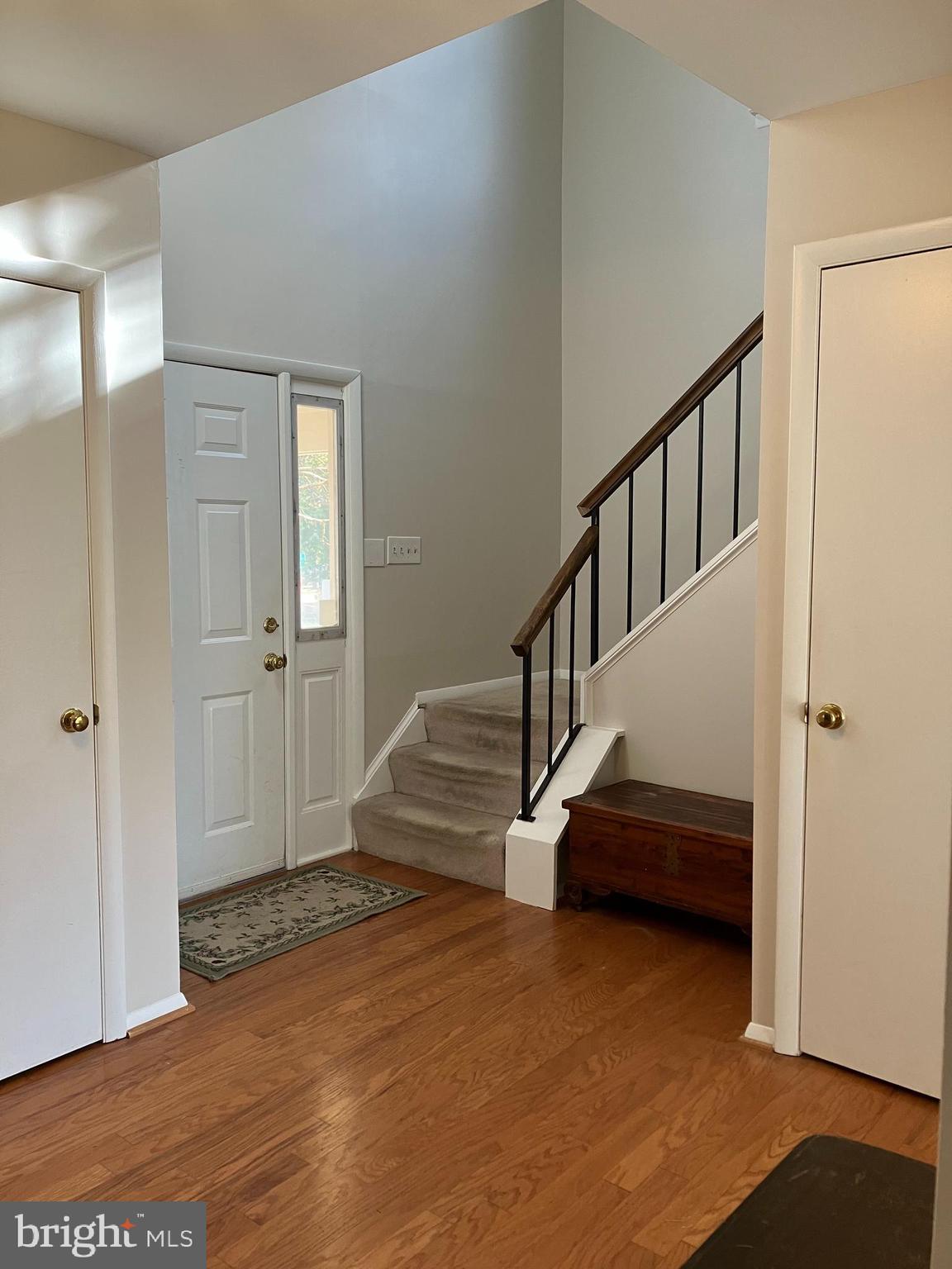 18424 FLOWER HILL WAY