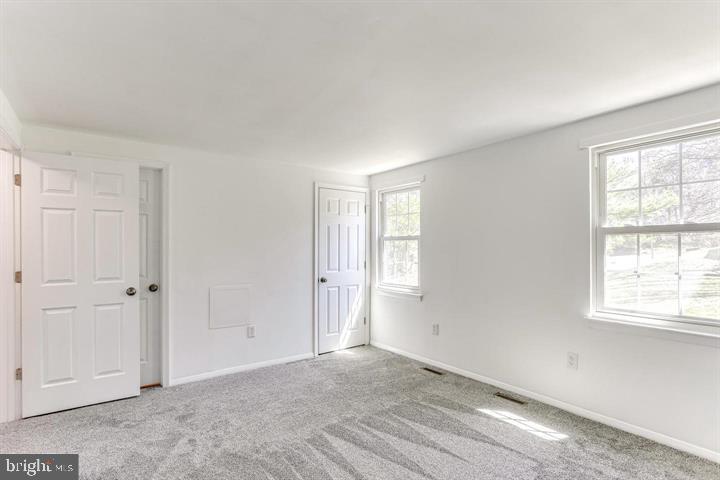 ELIZABETHS LANDING - Residential