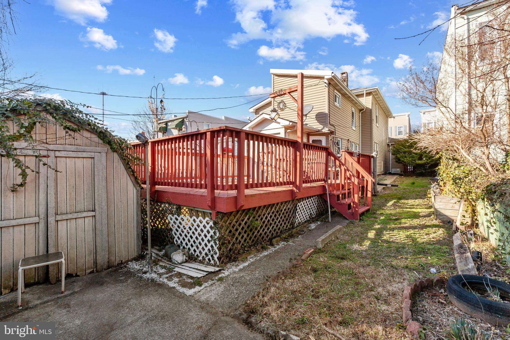 HAMPDEN HISTORIC DISTRICT - Residential