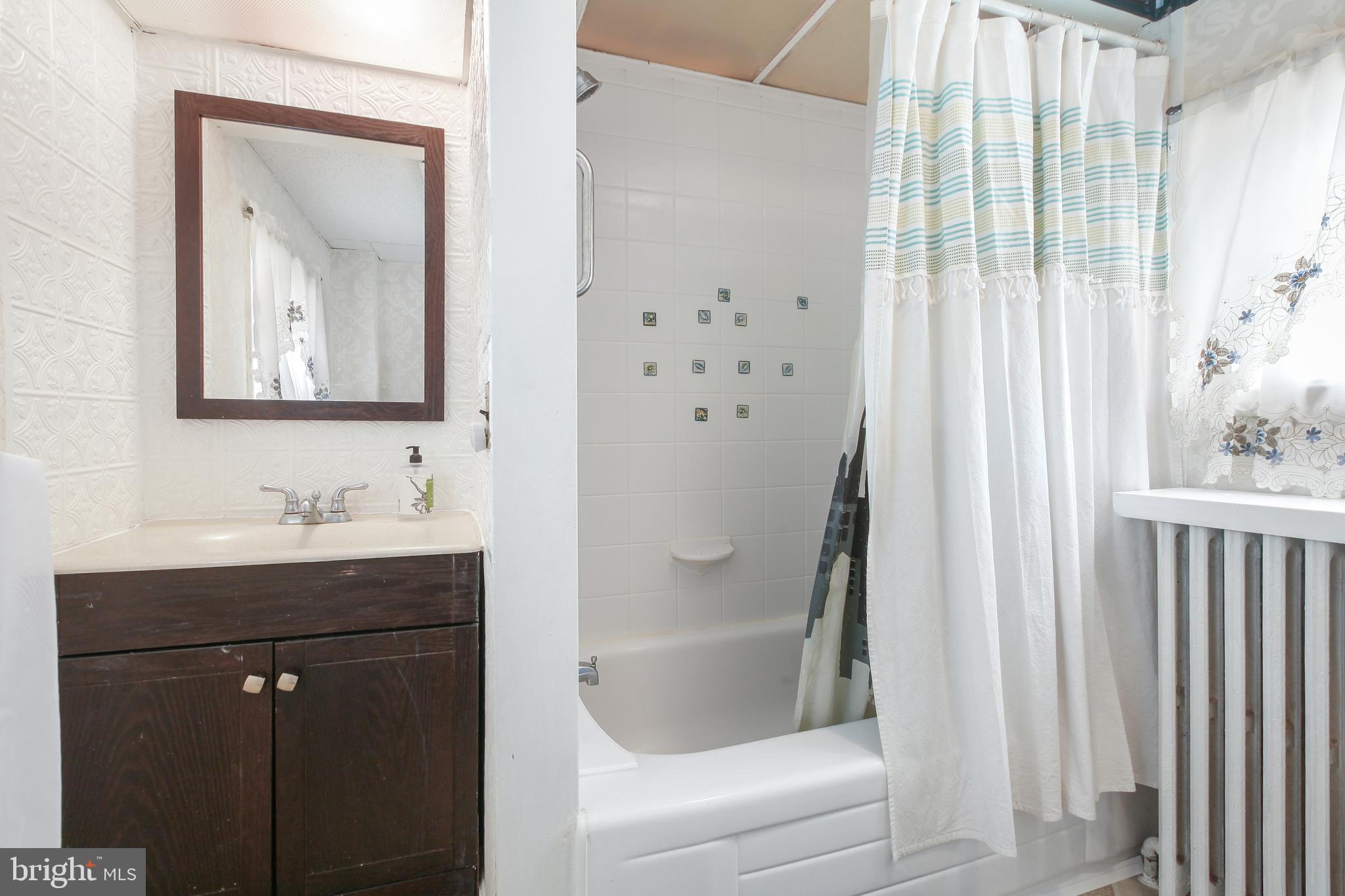 HAMPDEN HISTORIC DISTRICT - Residential