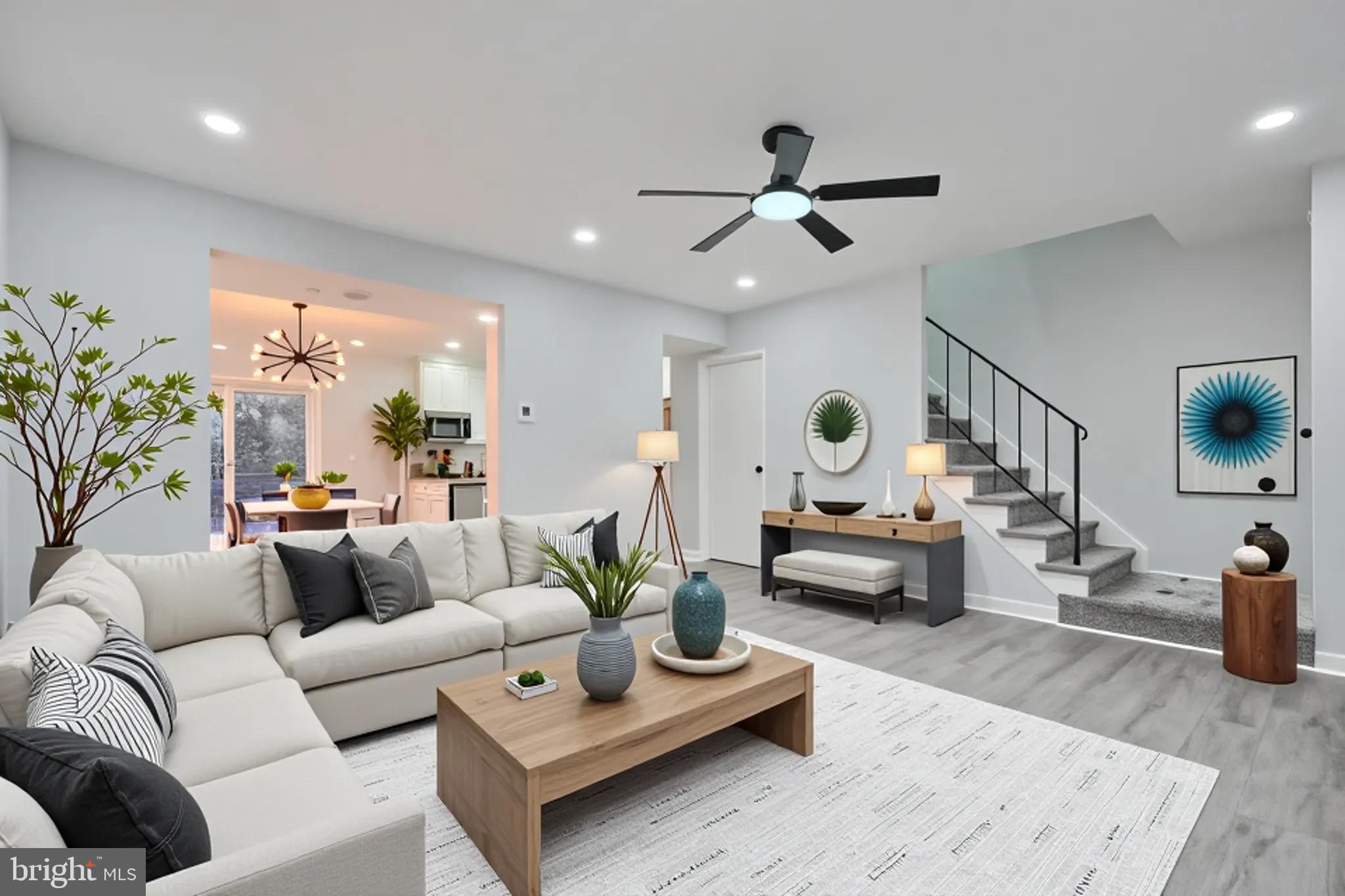 5 BROADLEAF COURT
