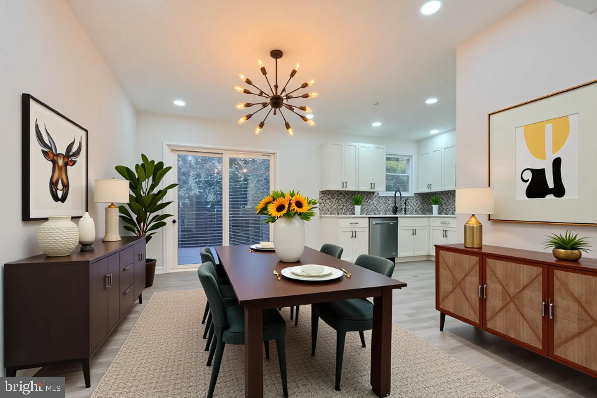 5 BROADLEAF COURT