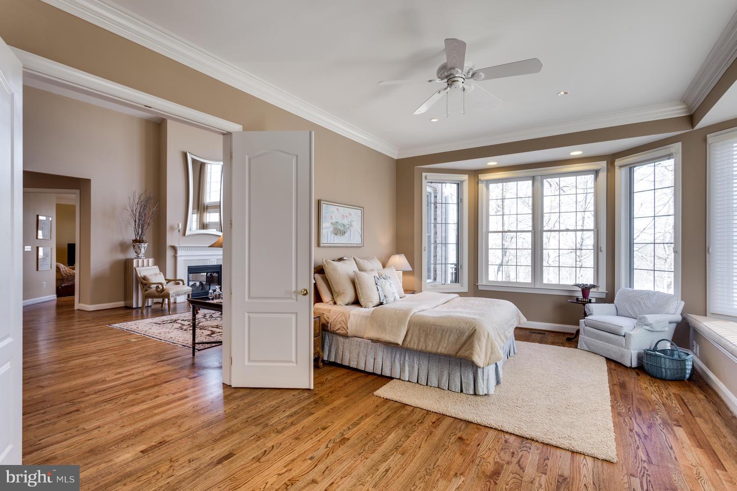 RIVER CREEK - Residential