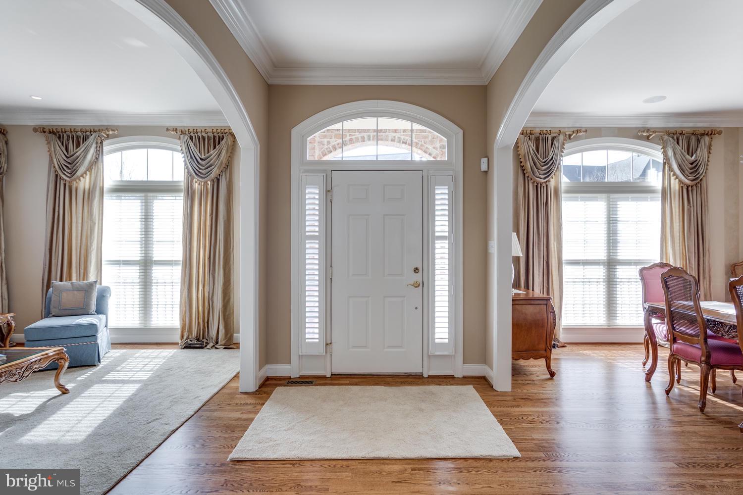 RIVER CREEK - Residential