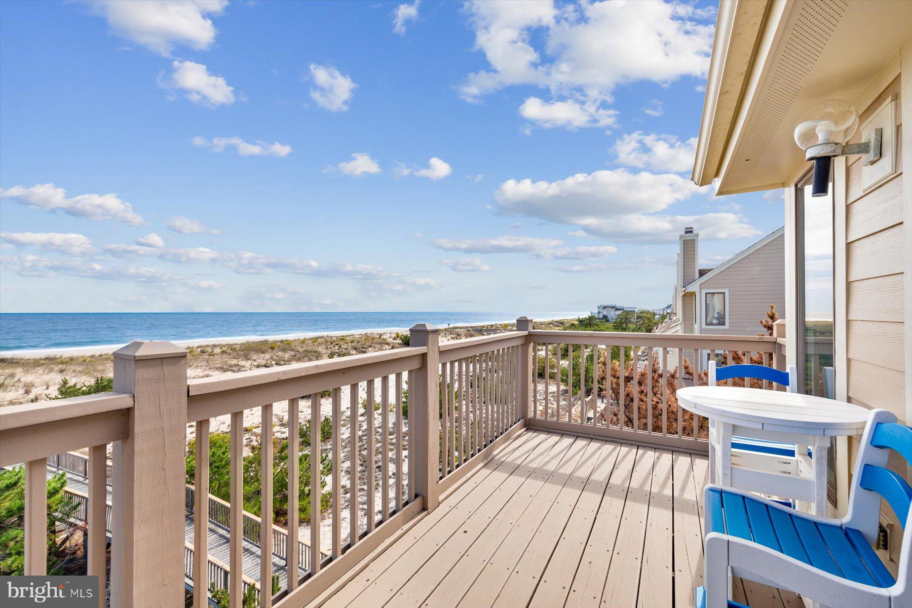 KINGS GRANT - Residential