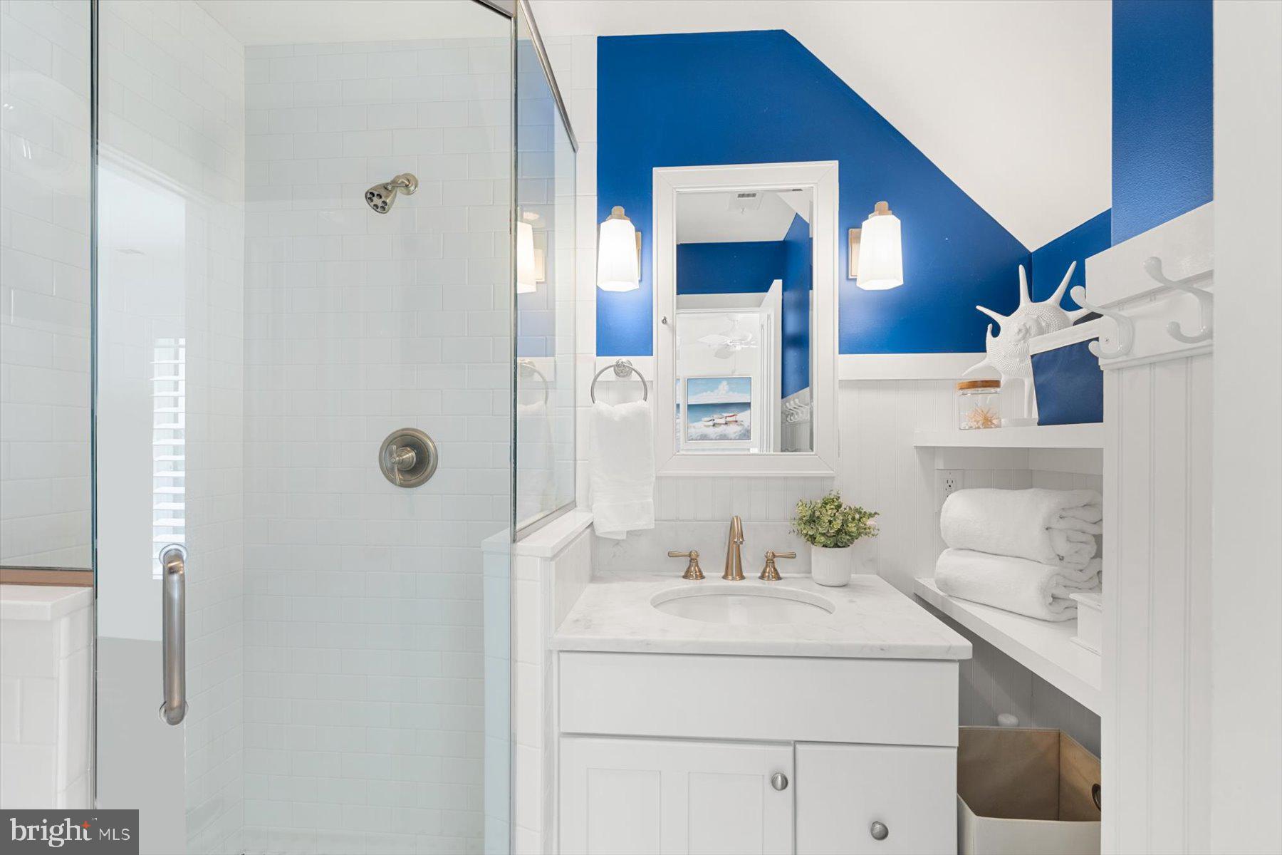 KINGS GRANT - Residential