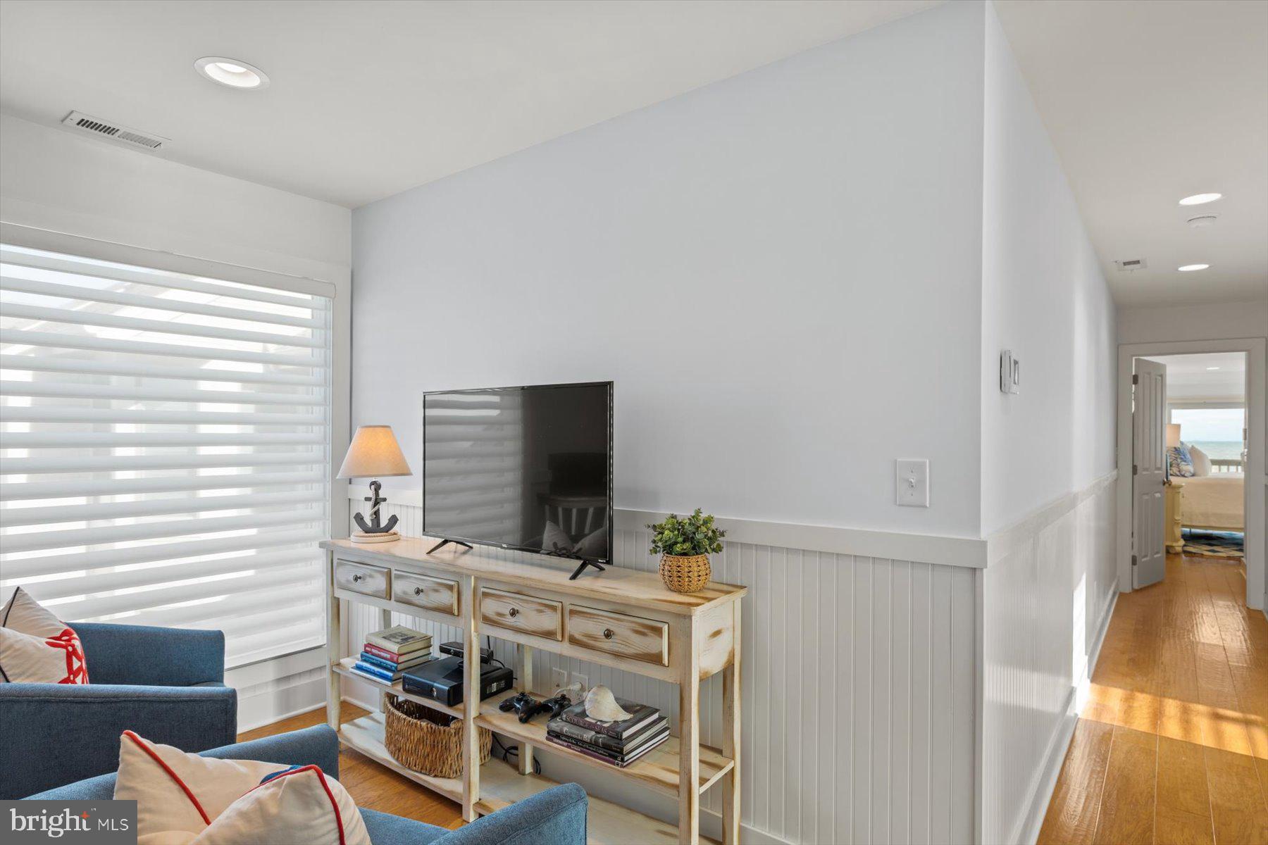 KINGS GRANT - Residential