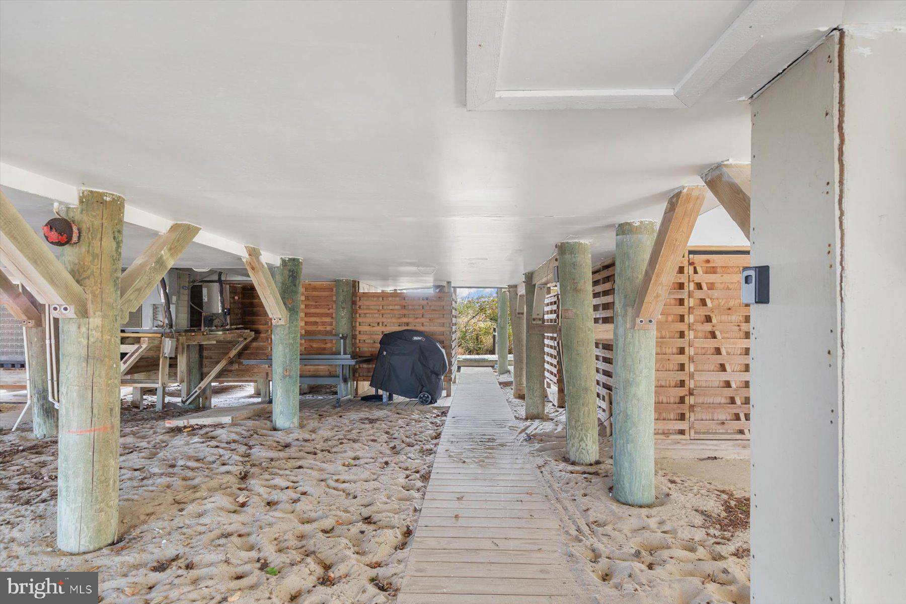 KINGS GRANT - Residential