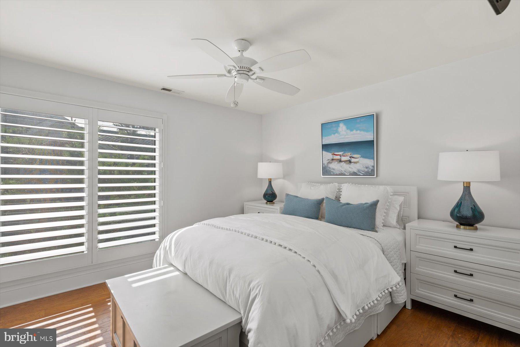 KINGS GRANT - Residential