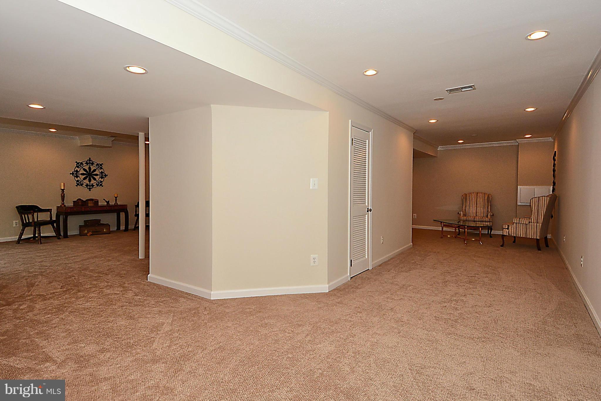 MC LEAN HAMLET - Residential