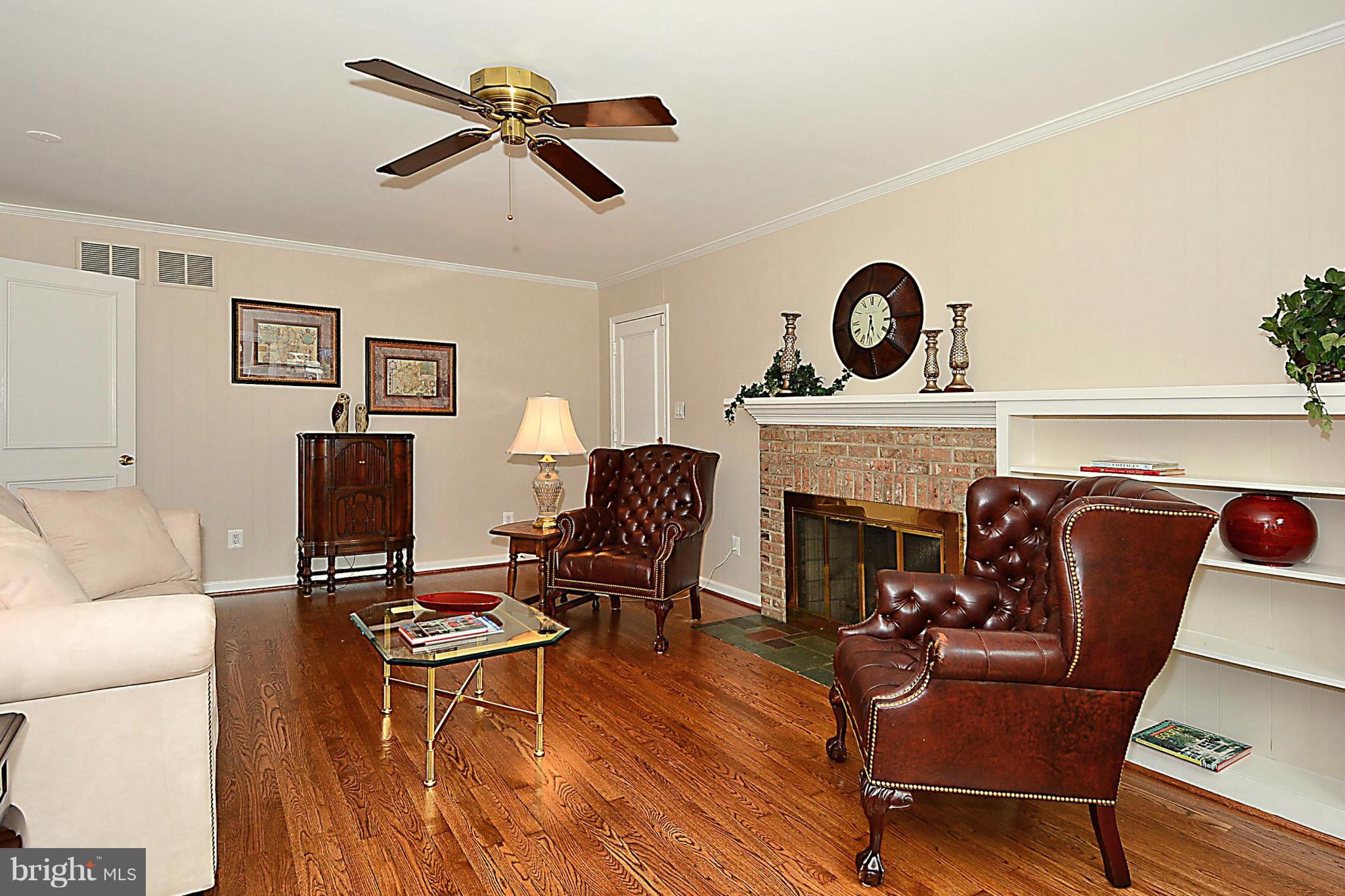 MC LEAN HAMLET - Residential