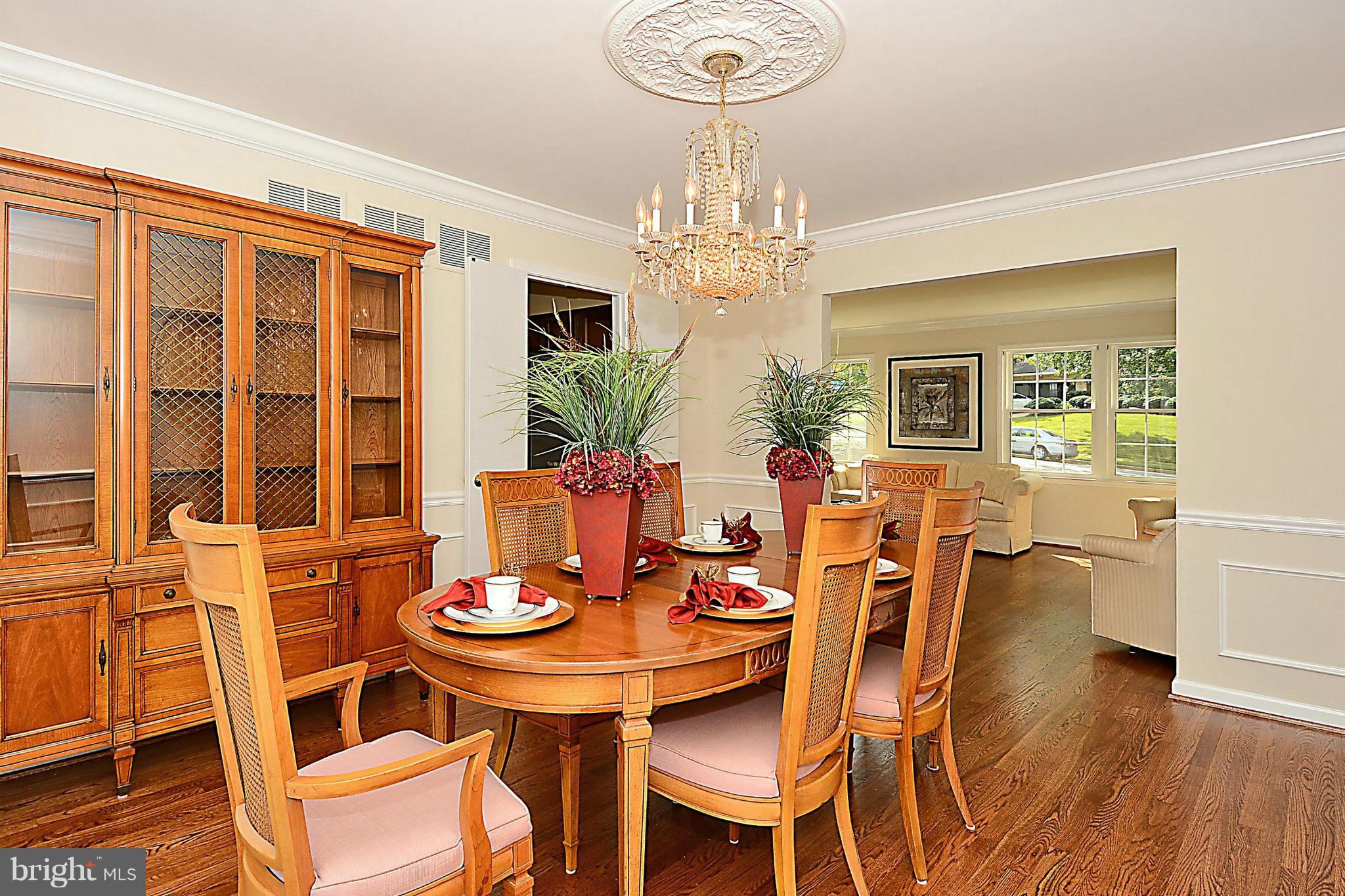 MC LEAN HAMLET - Residential