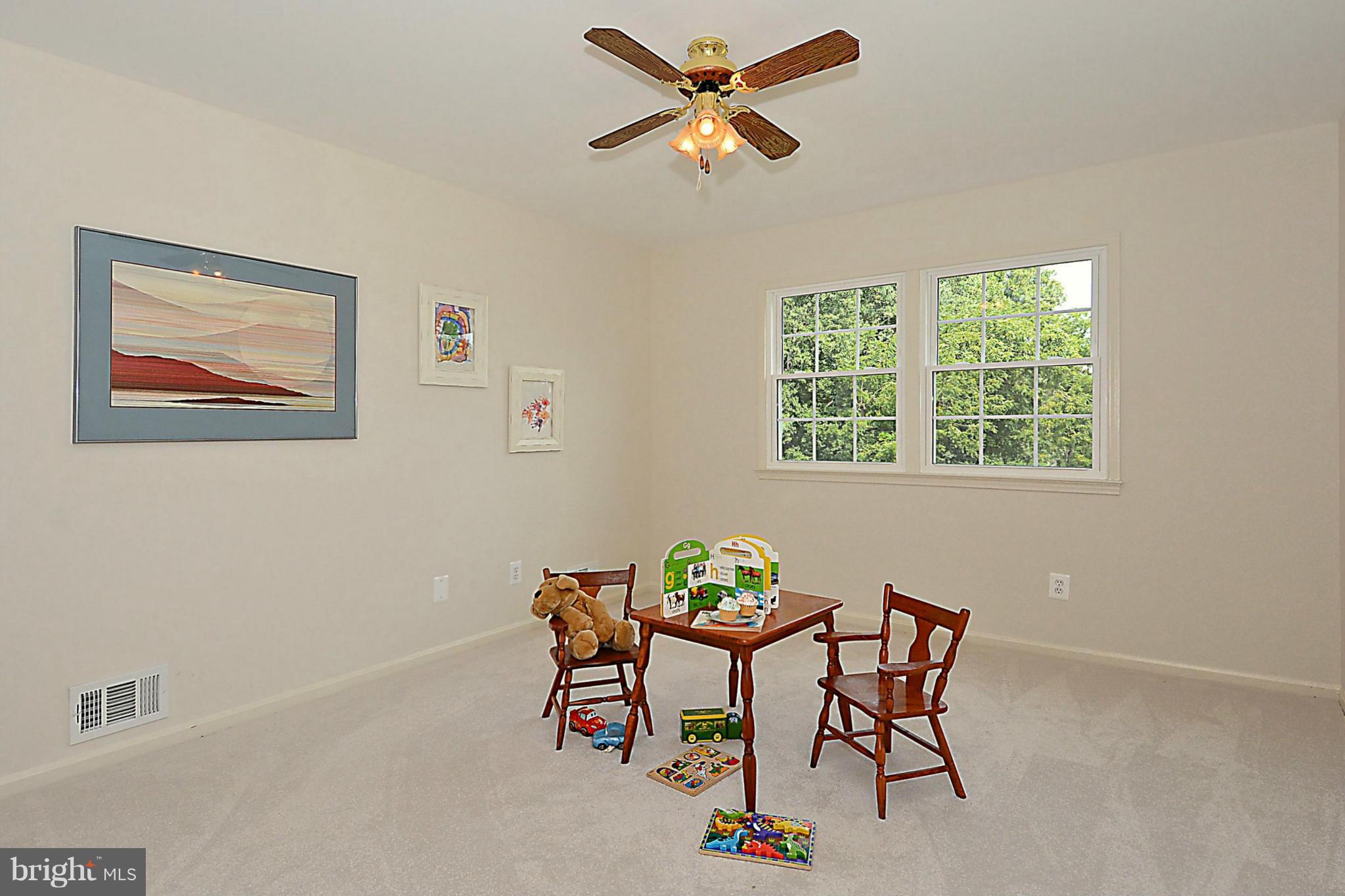 MC LEAN HAMLET - Residential