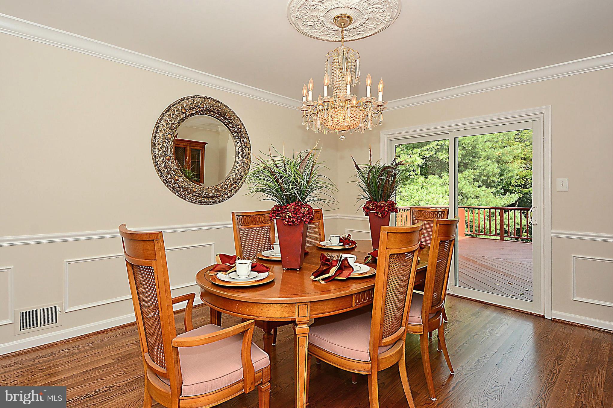 MC LEAN HAMLET - Residential