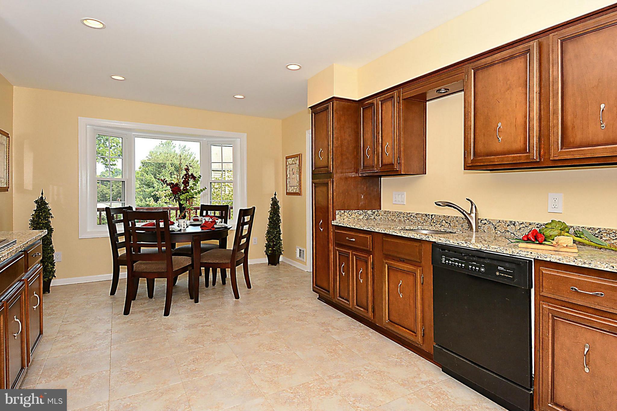 MC LEAN HAMLET - Residential