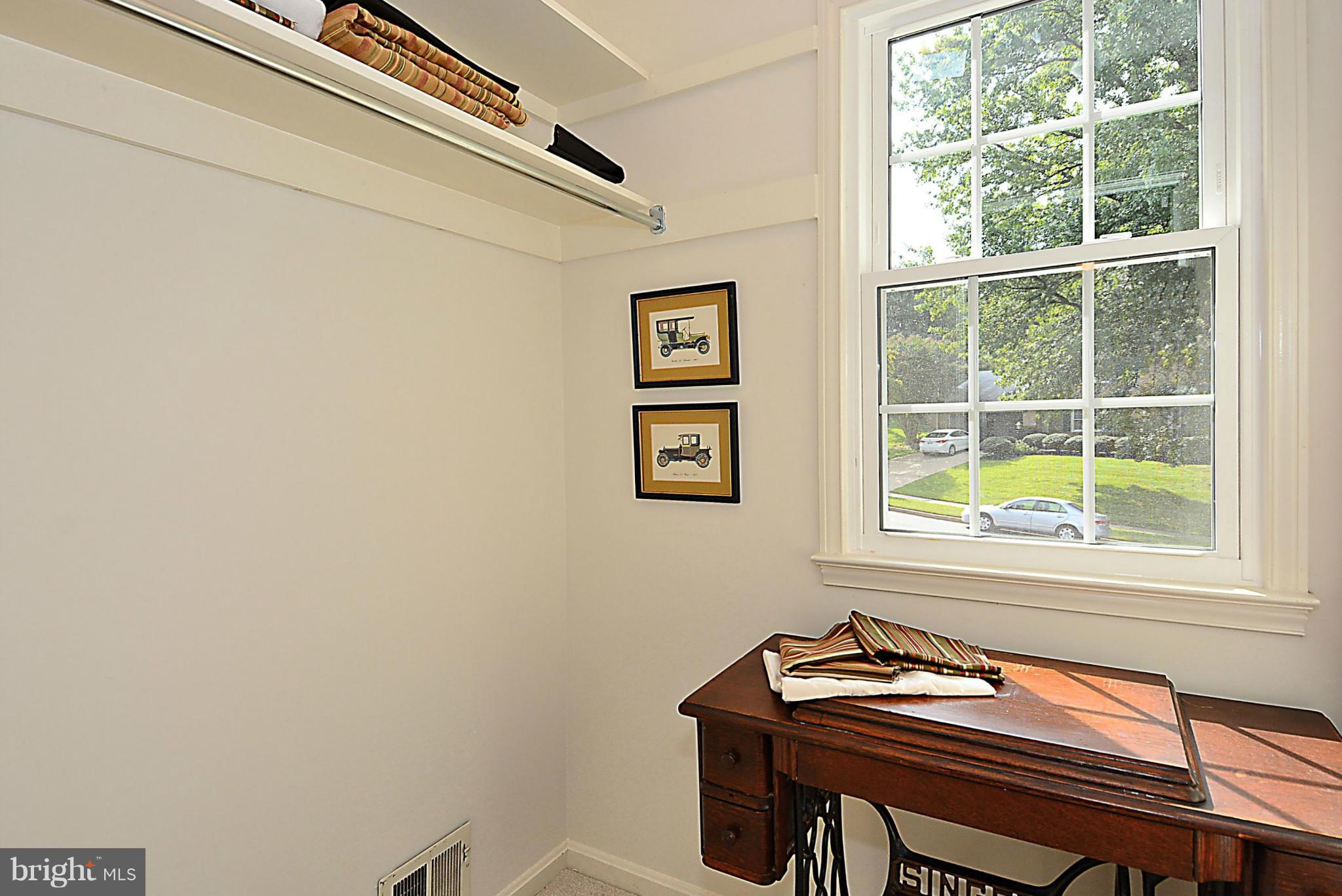 MC LEAN HAMLET - Residential