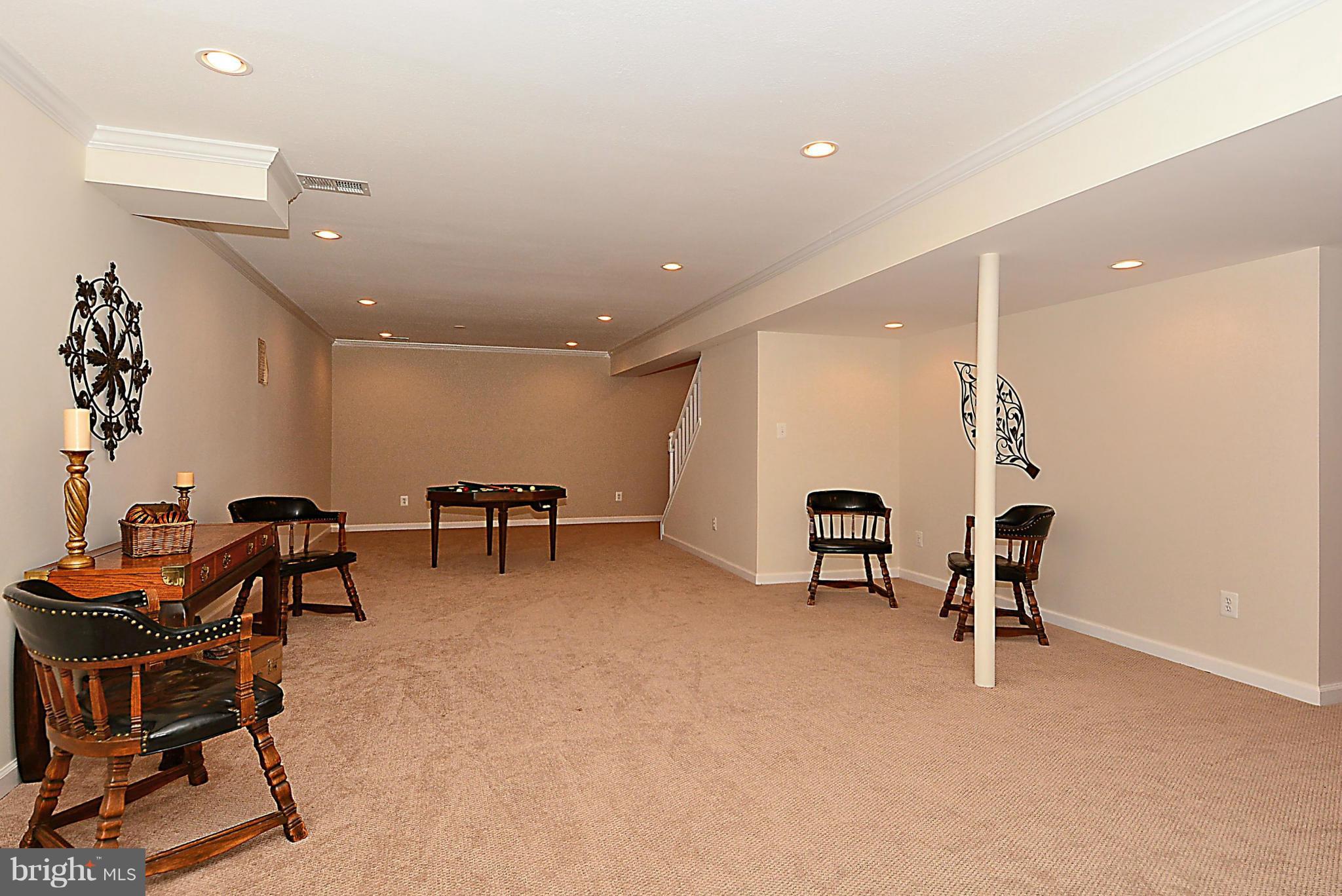 MC LEAN HAMLET - Residential