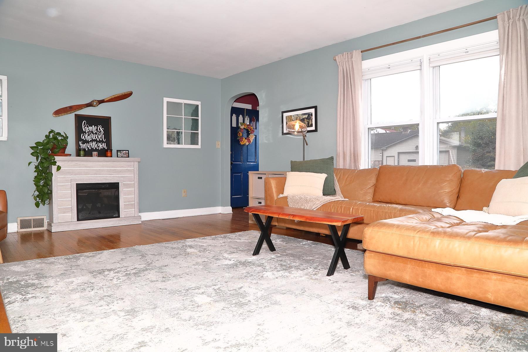 ELIZABETHTOWN BOROUGH - Residential