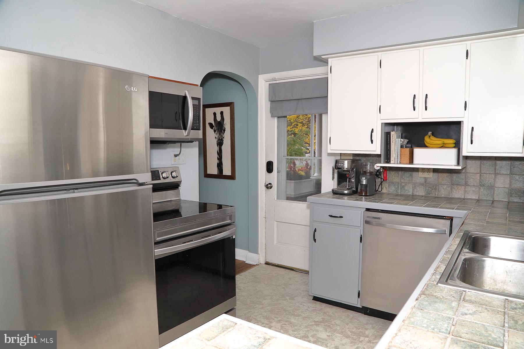 ELIZABETHTOWN BOROUGH - Residential