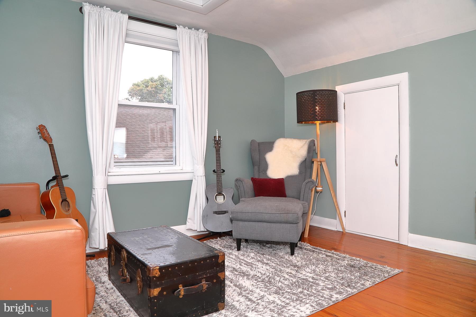 ELIZABETHTOWN BOROUGH - Residential