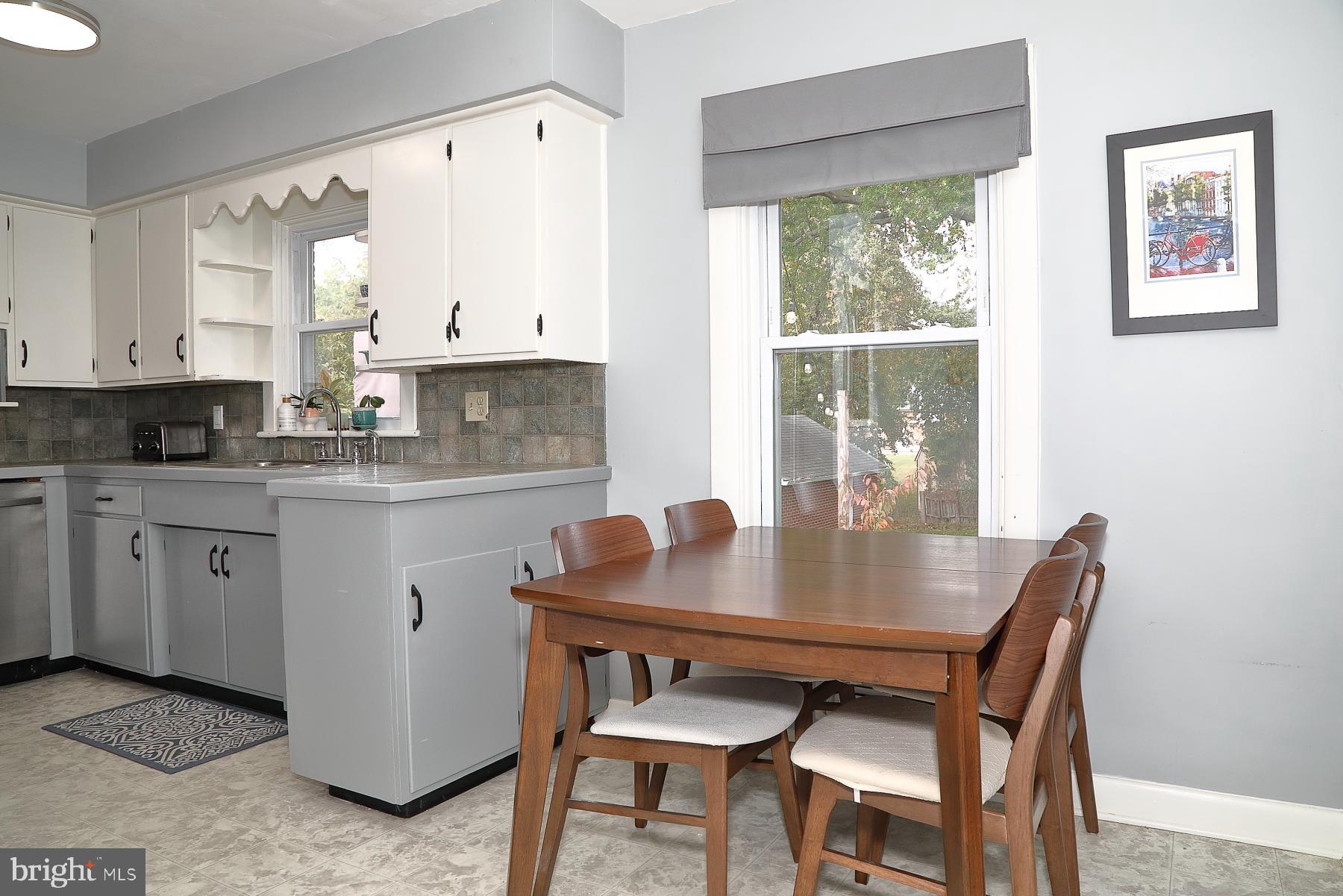 ELIZABETHTOWN BOROUGH - Residential