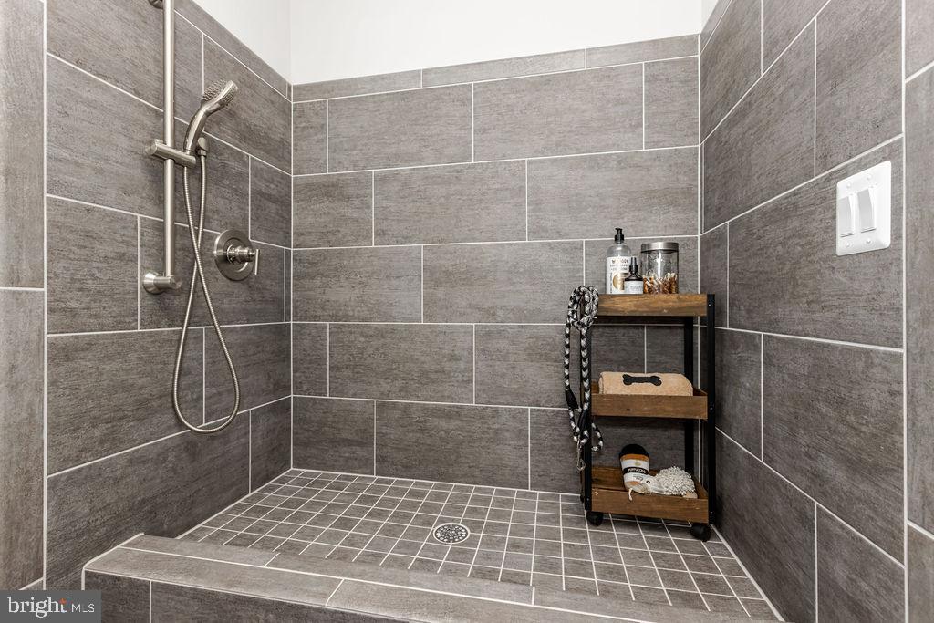 PELHAM'S CROSSING - Residential