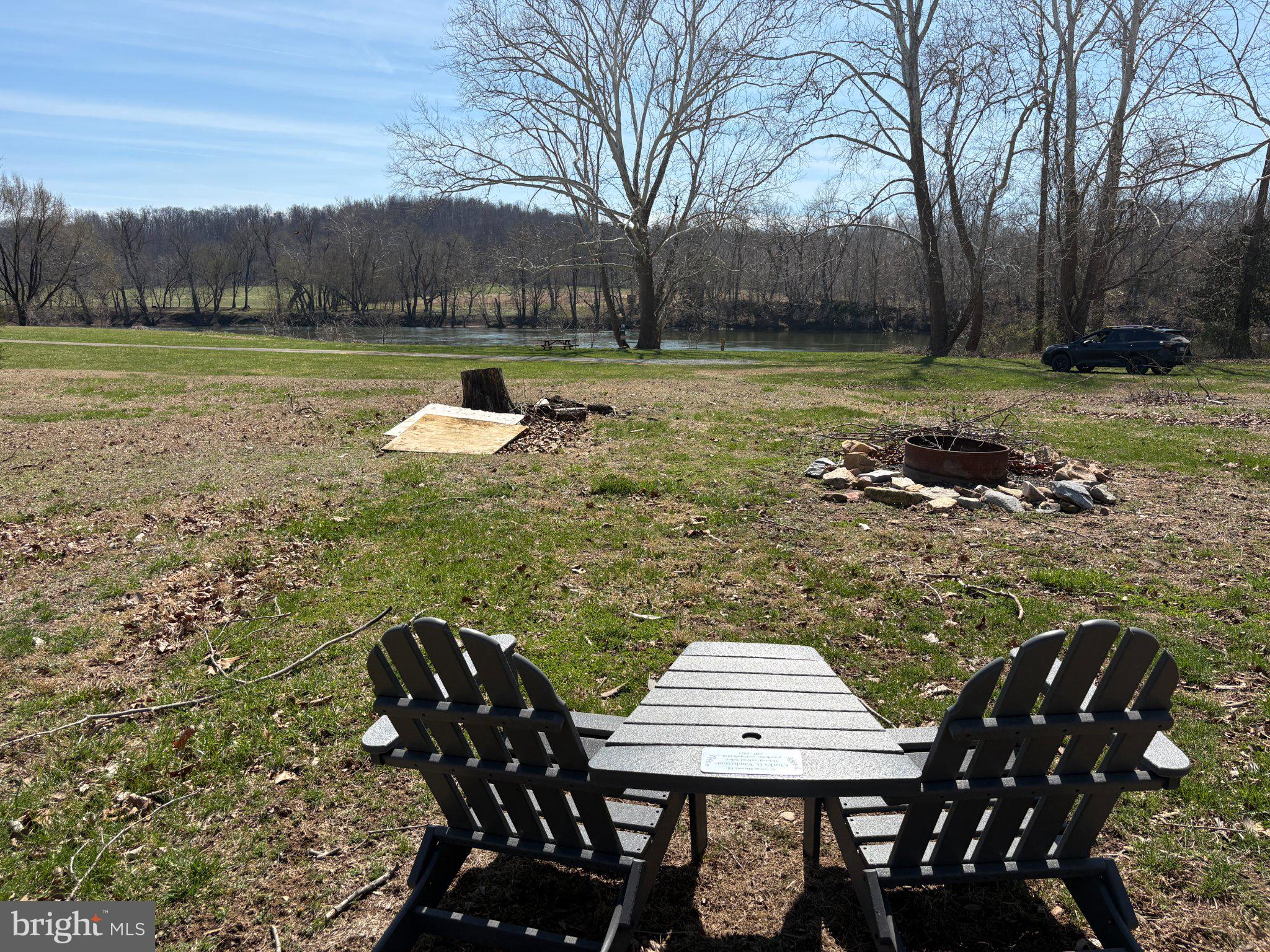 CALMES NECK ESTATES - Land