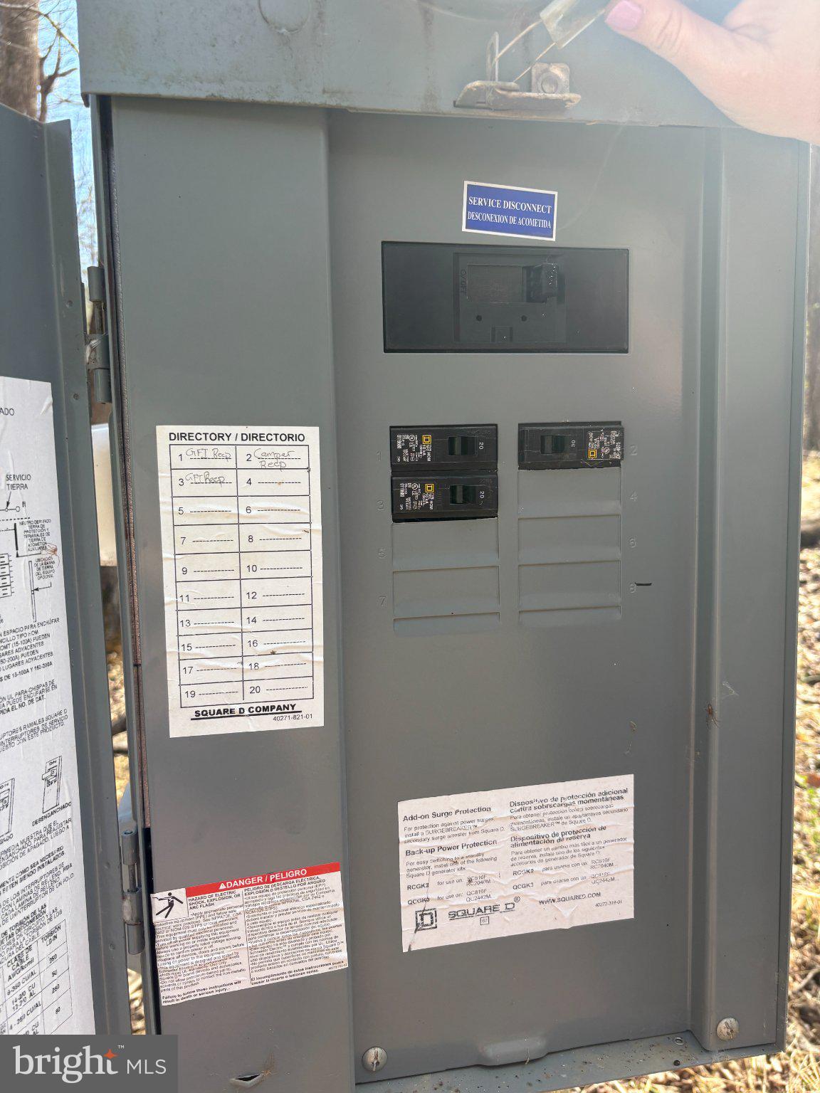 CALMES NECK ESTATES - Land