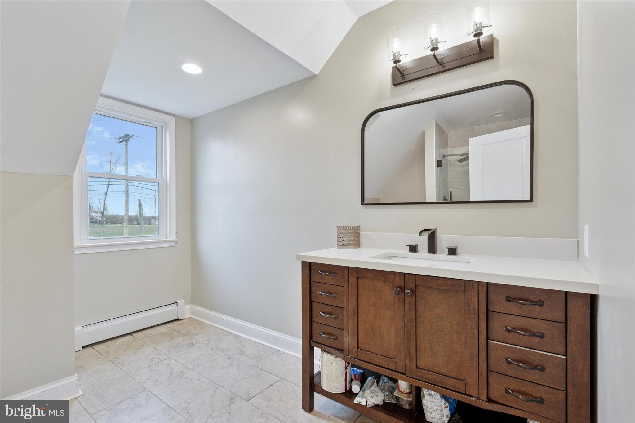 MAPLE GLEN - Residential