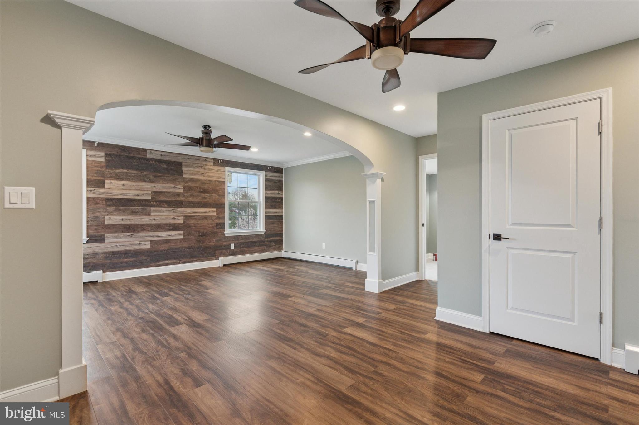 MAPLE GLEN - Residential