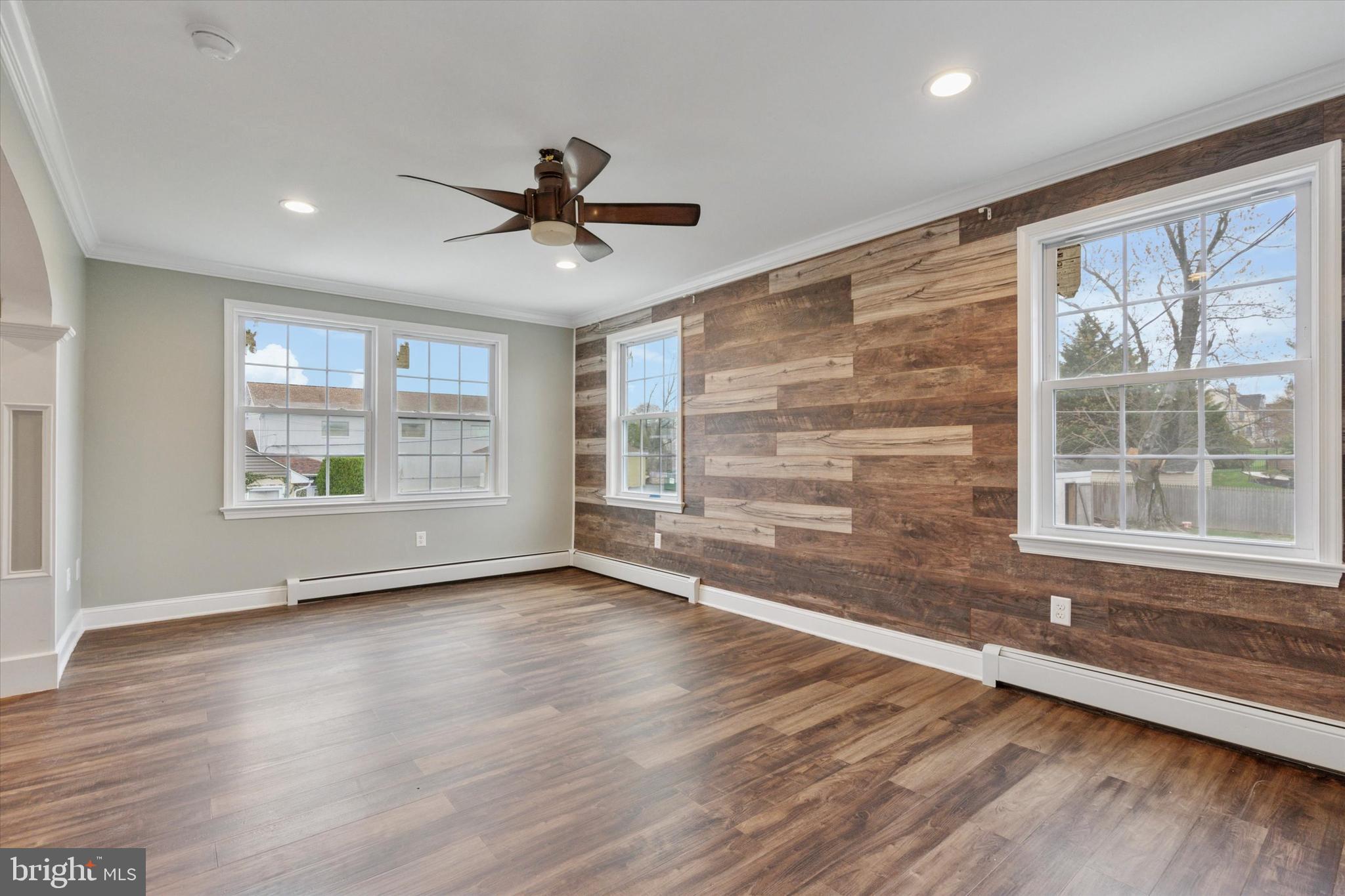 MAPLE GLEN - Residential