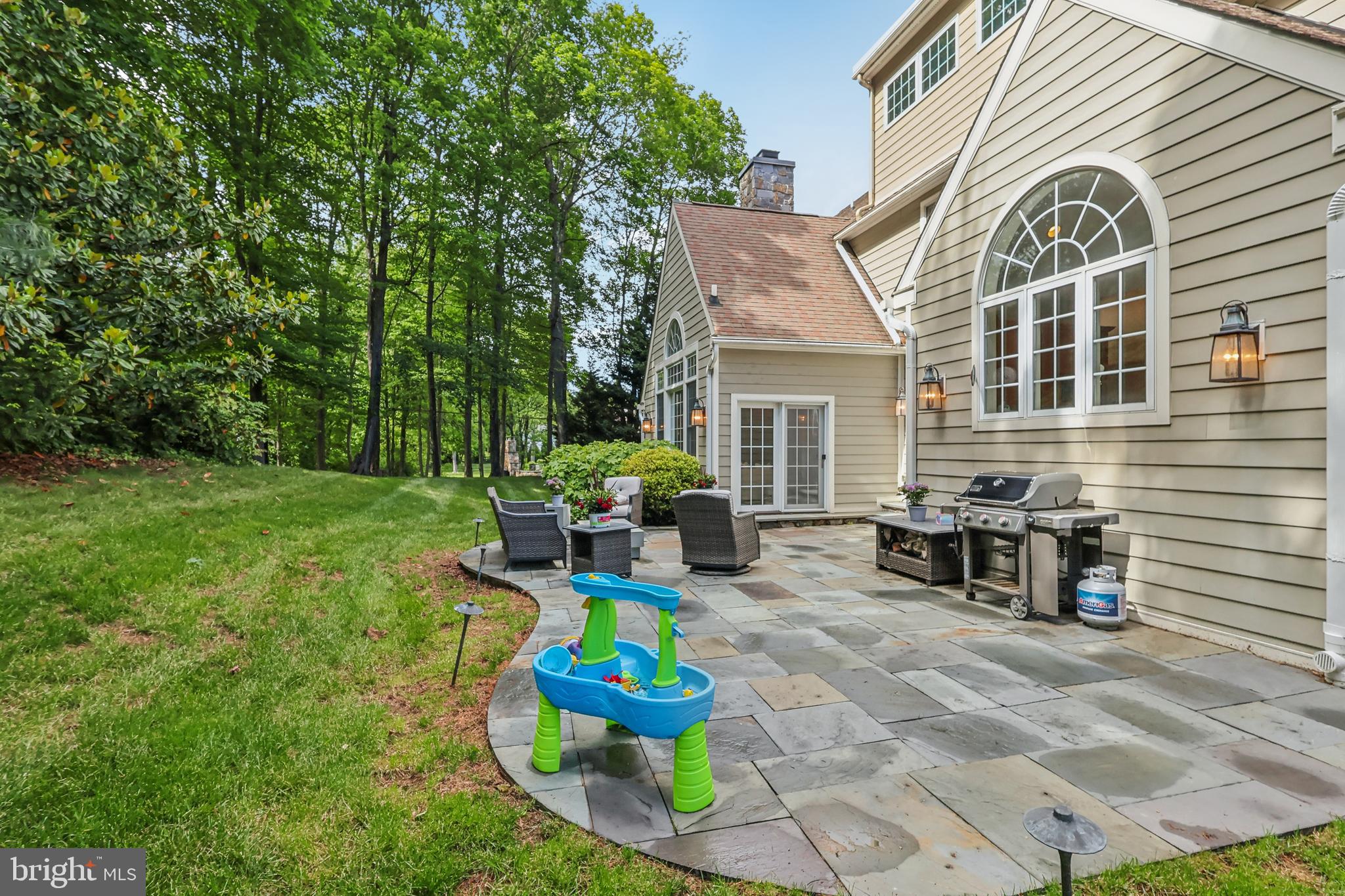 MEADOWBROOK FARM - Residential