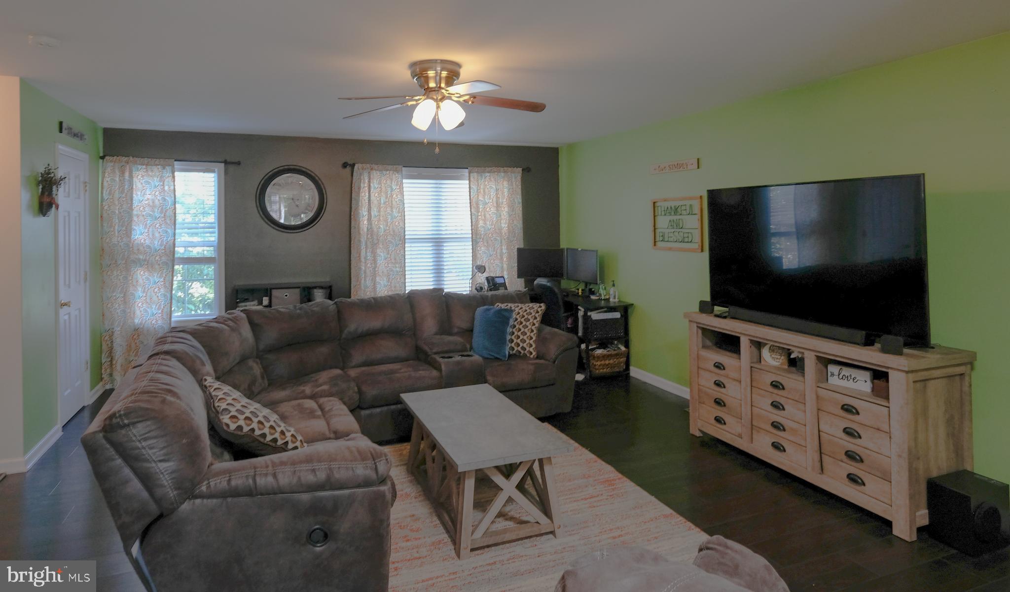 MILLS FARM - Residential