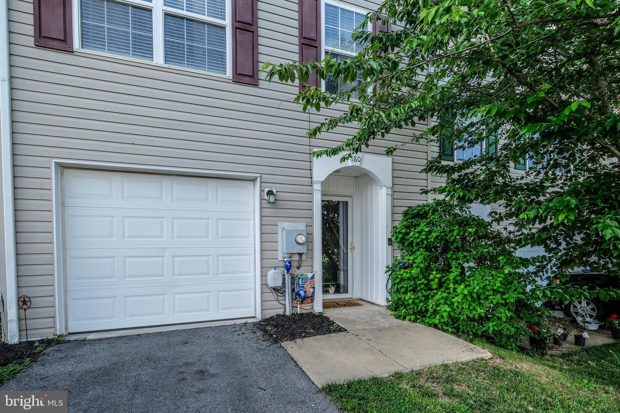 MILLS FARM - Residential