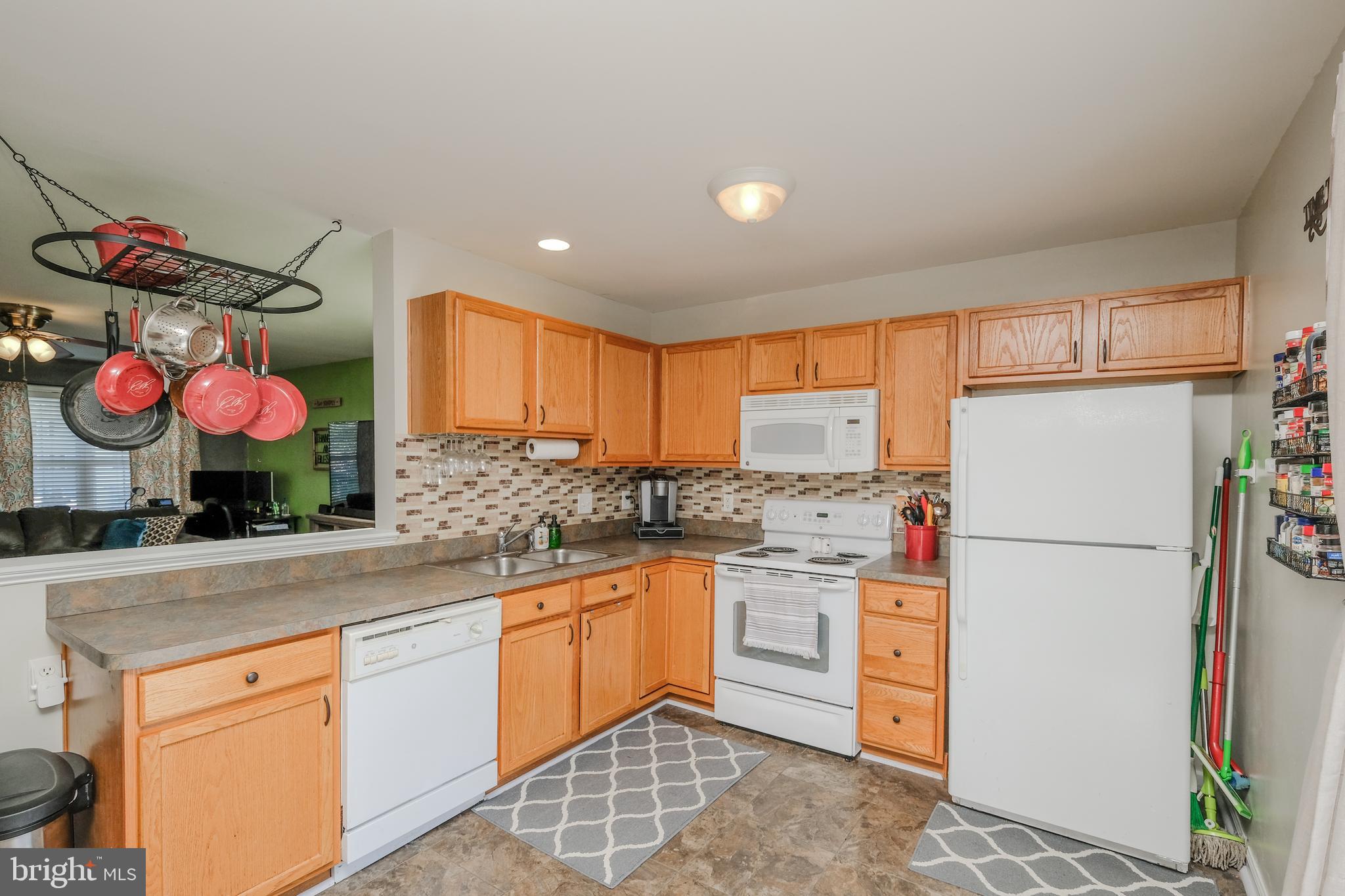 MILLS FARM - Residential